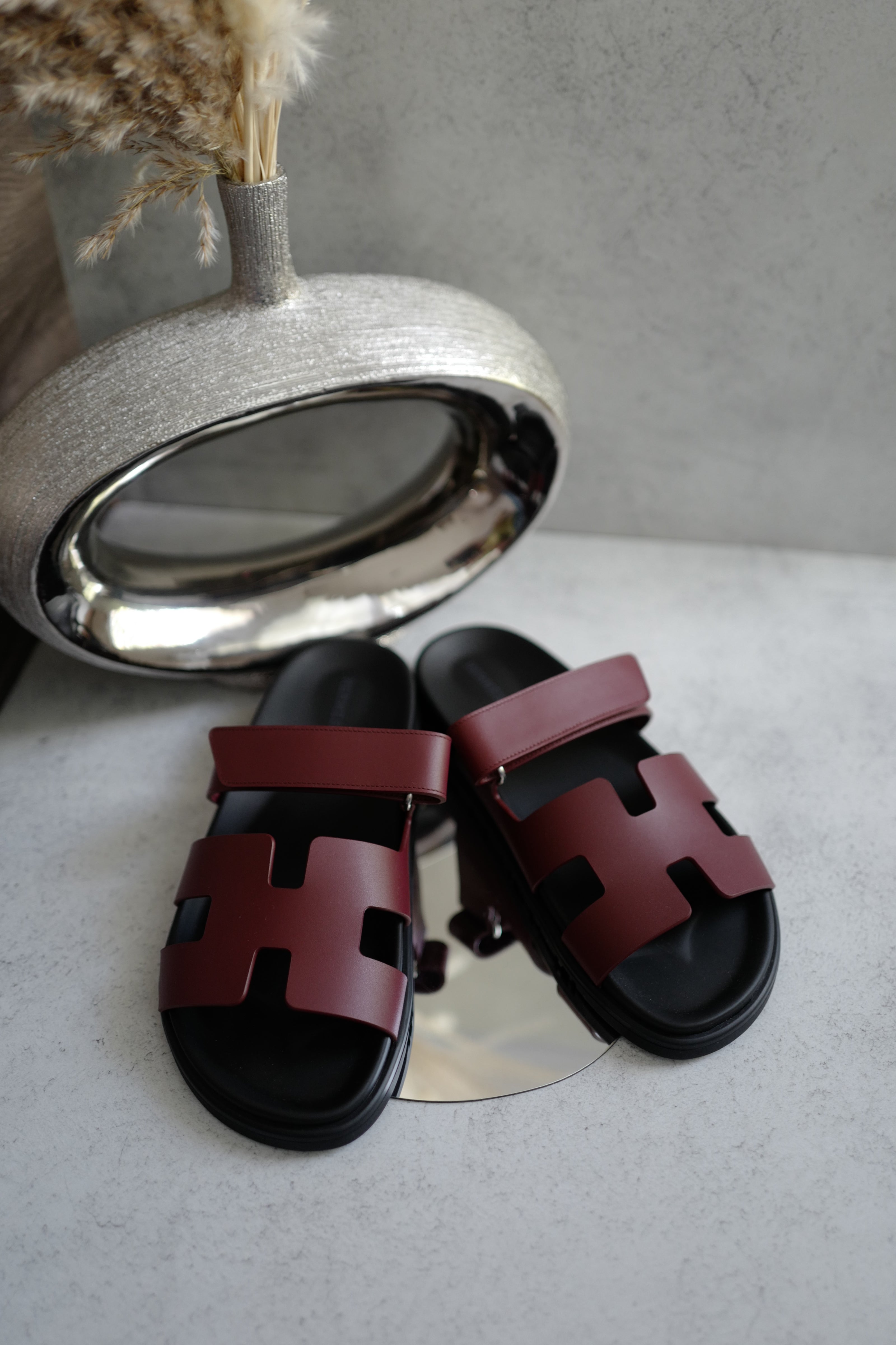 BNIB Hermès Chypre Sandals Rouge H Calfskin Leather Size 39