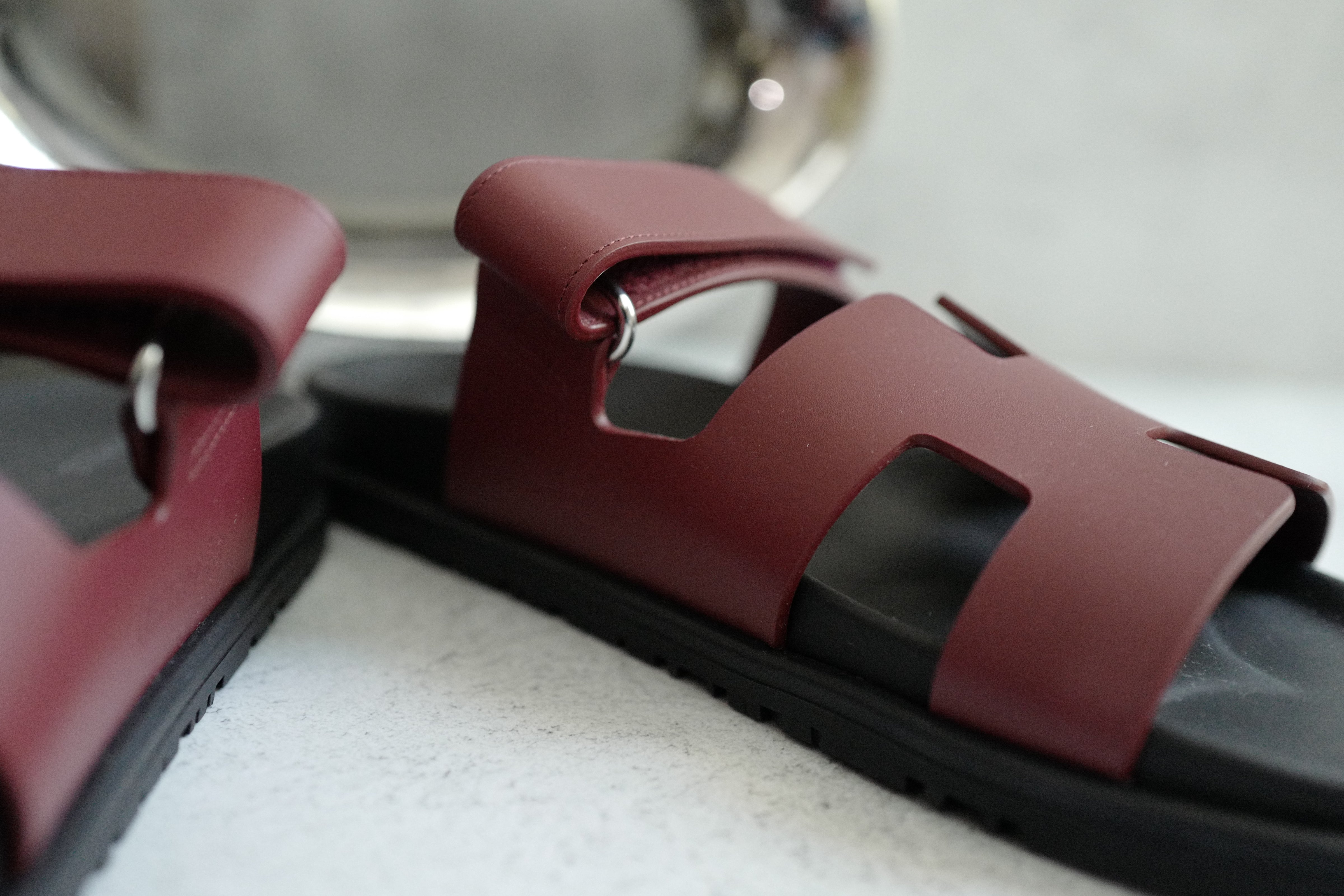 BNIB Hermès Chypre Sandals Rouge H Calfskin Leather Size 39