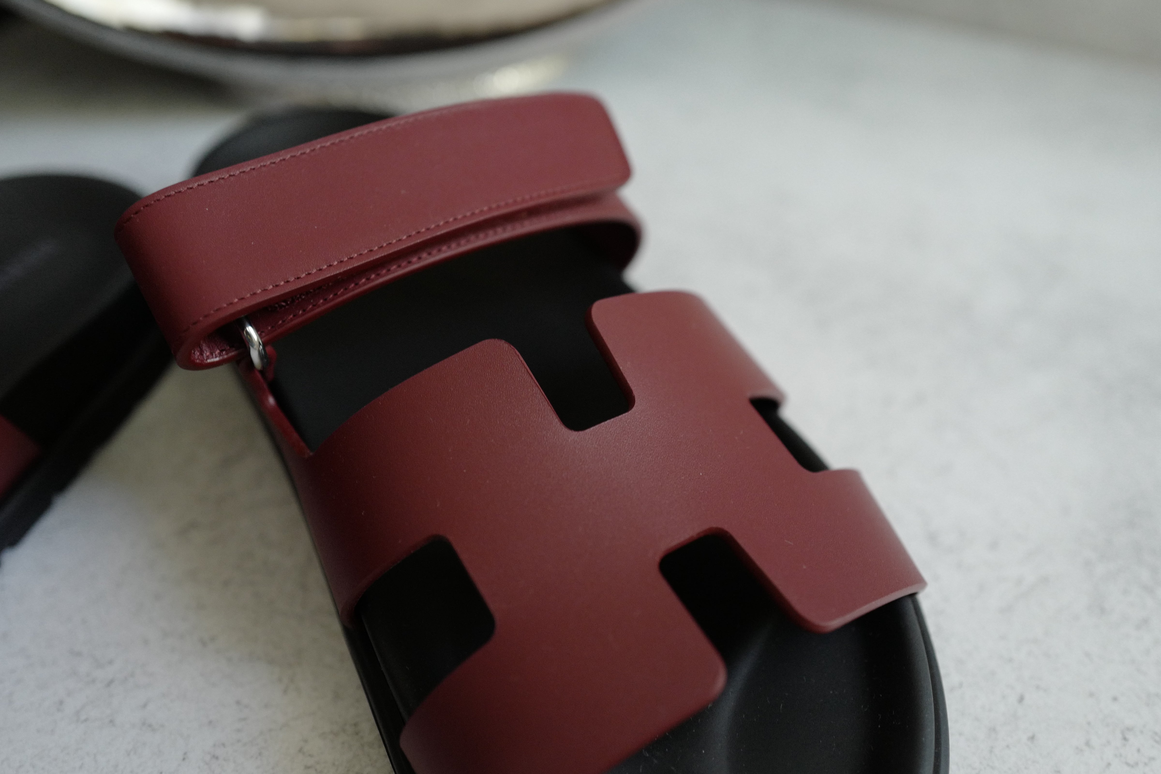 BNIB Hermès Chypre Sandals Rouge H Calfskin Leather Size 39