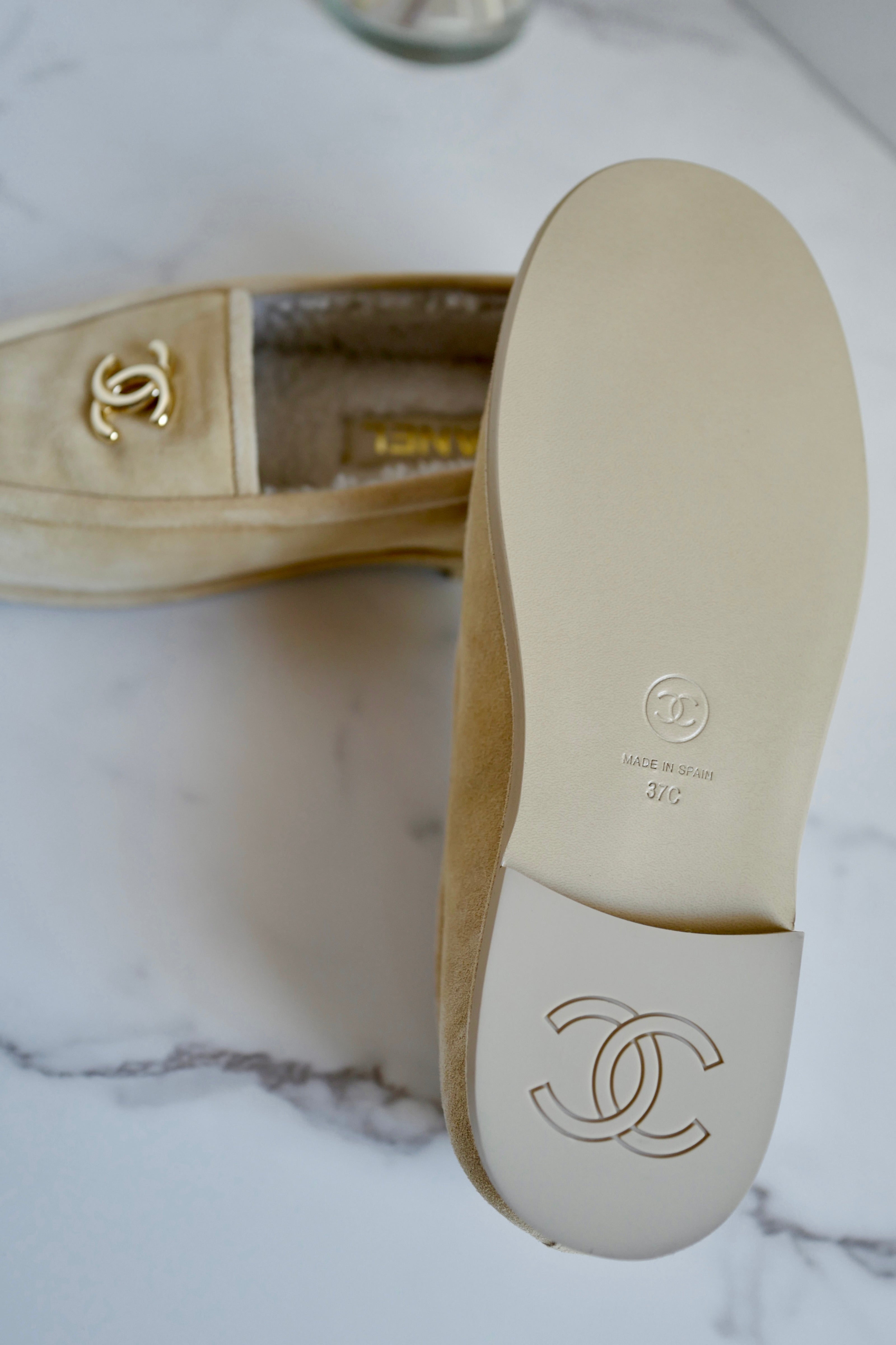 Chanel 24K Shearling Lined Suede Calfskin CC Loafers Moccasins Shoes size 37