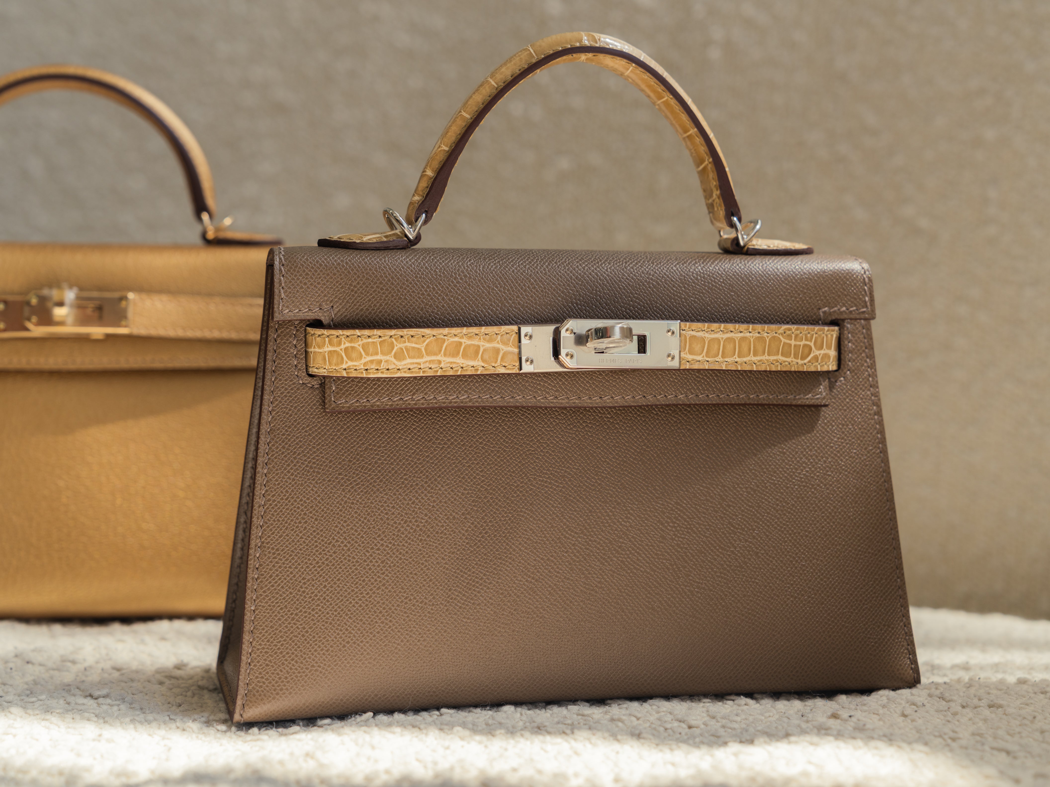 BNIB Hermes Mini Kelly touch Madame calfskin pol alli Etoupe beige phw
