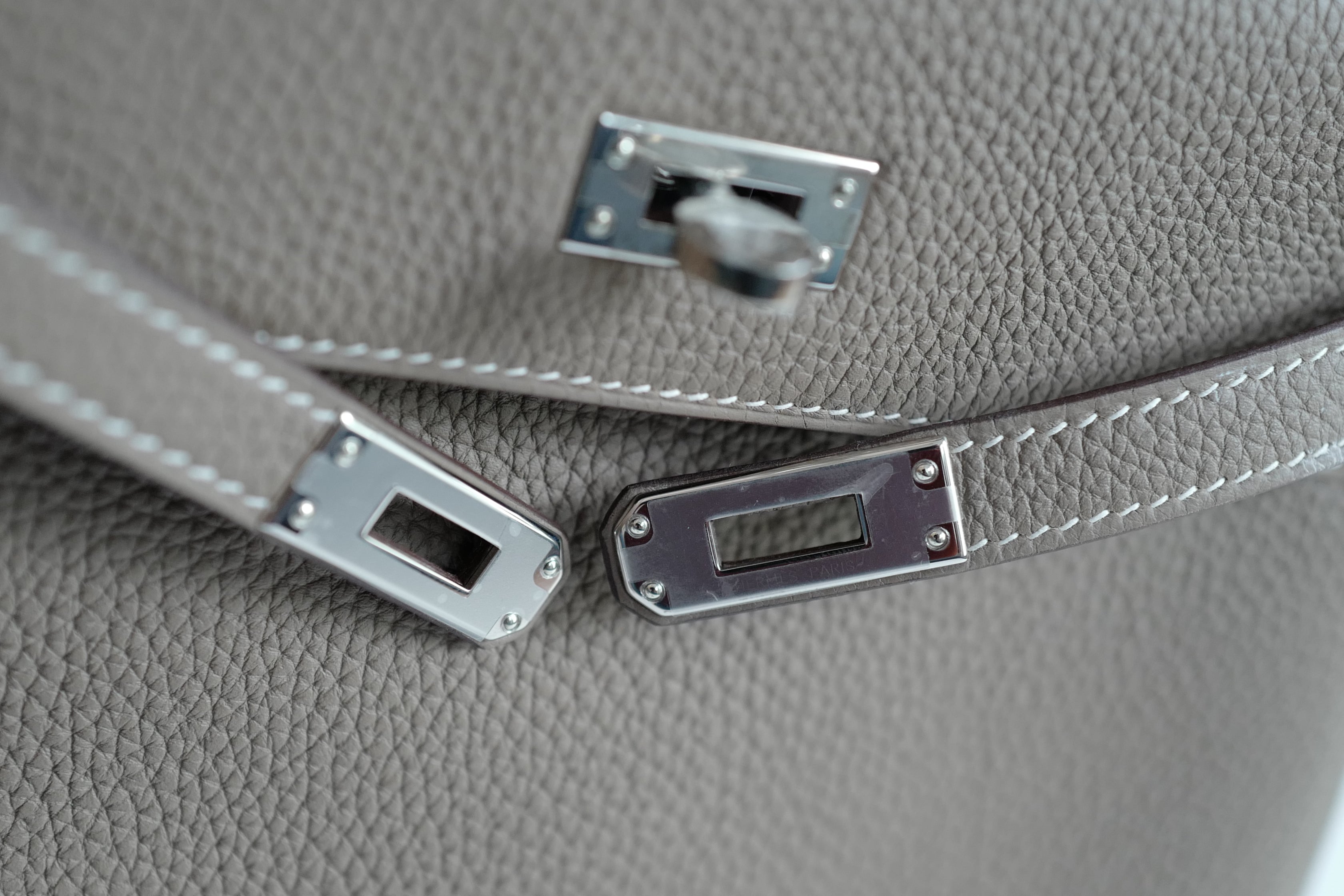 BNIB Hermes Kelly 25 Etoupe Togo Retourne Palladium HW Y 2020 NEW