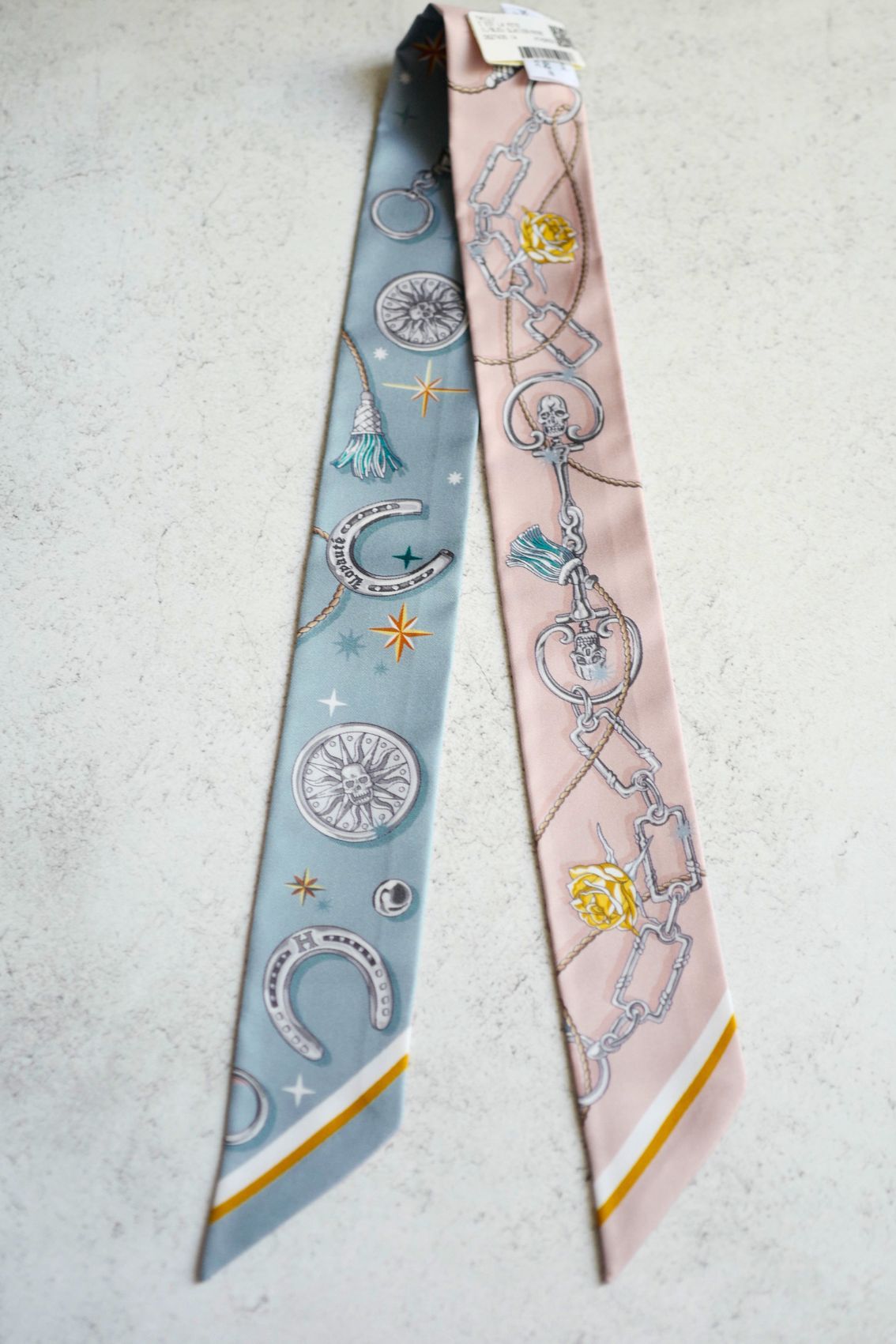 Hermès Twilly C’est La Fête Bleu Glacier / Rose Poudre / Gris 100% Silk Twill