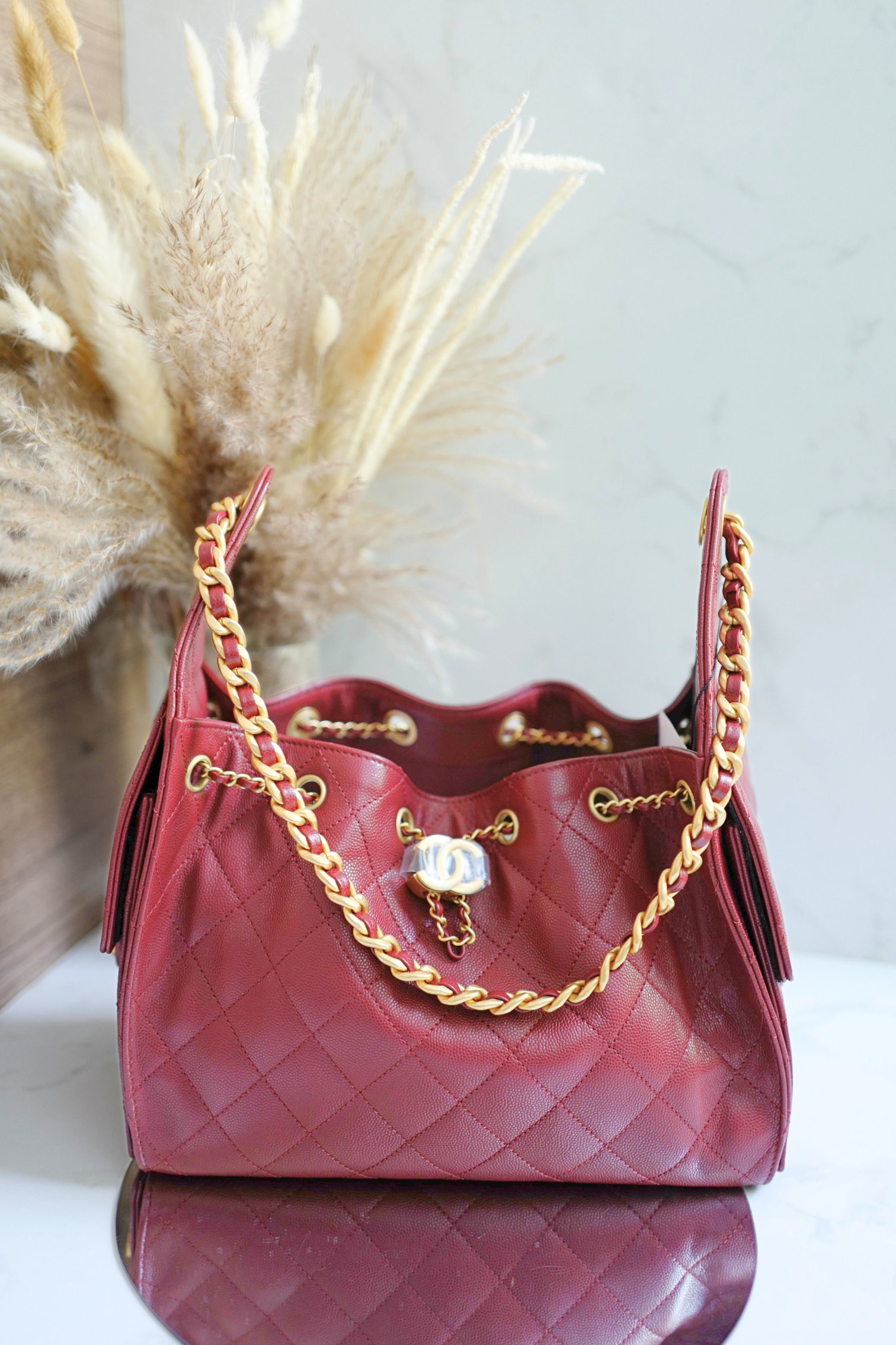 BNIB CHANEL Spring-Summer 25S Small Hobo Bag Grained Calfskin Burgundy GHW