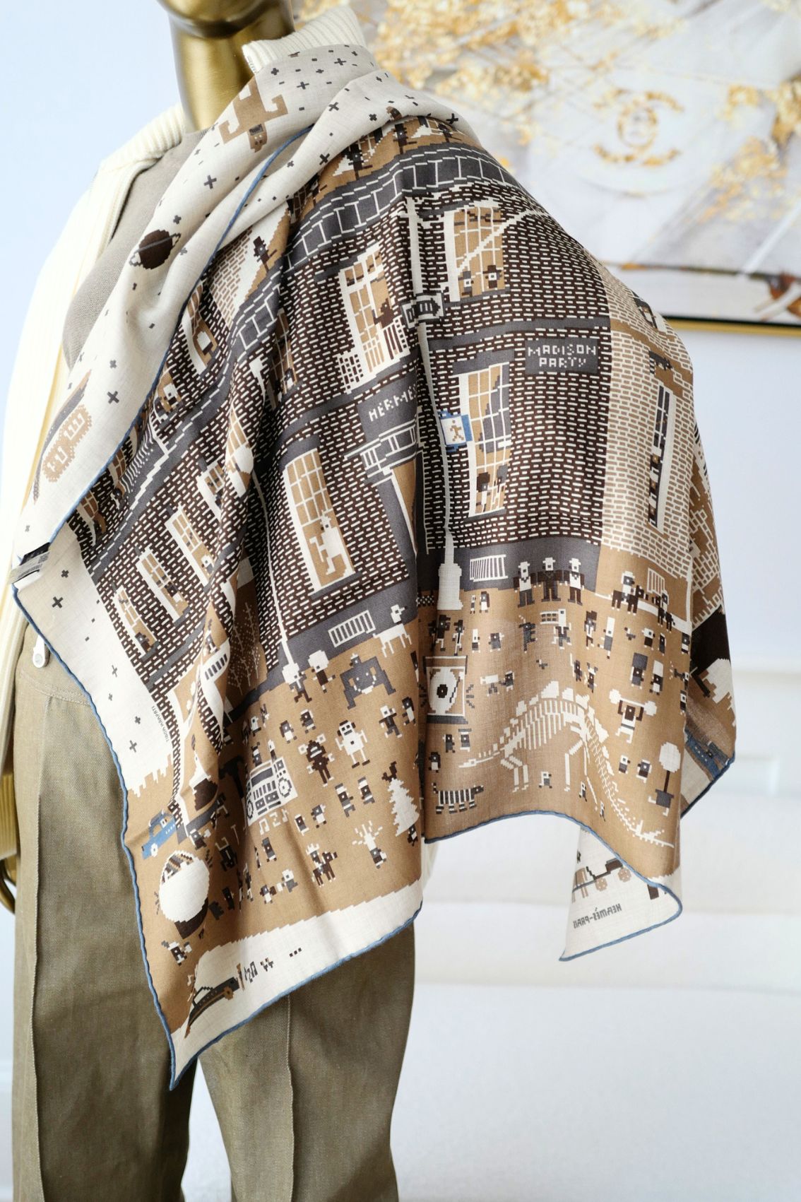 Hermès Scarf Madison Party Beige/Denim/Caramel Cashmere Silk 100