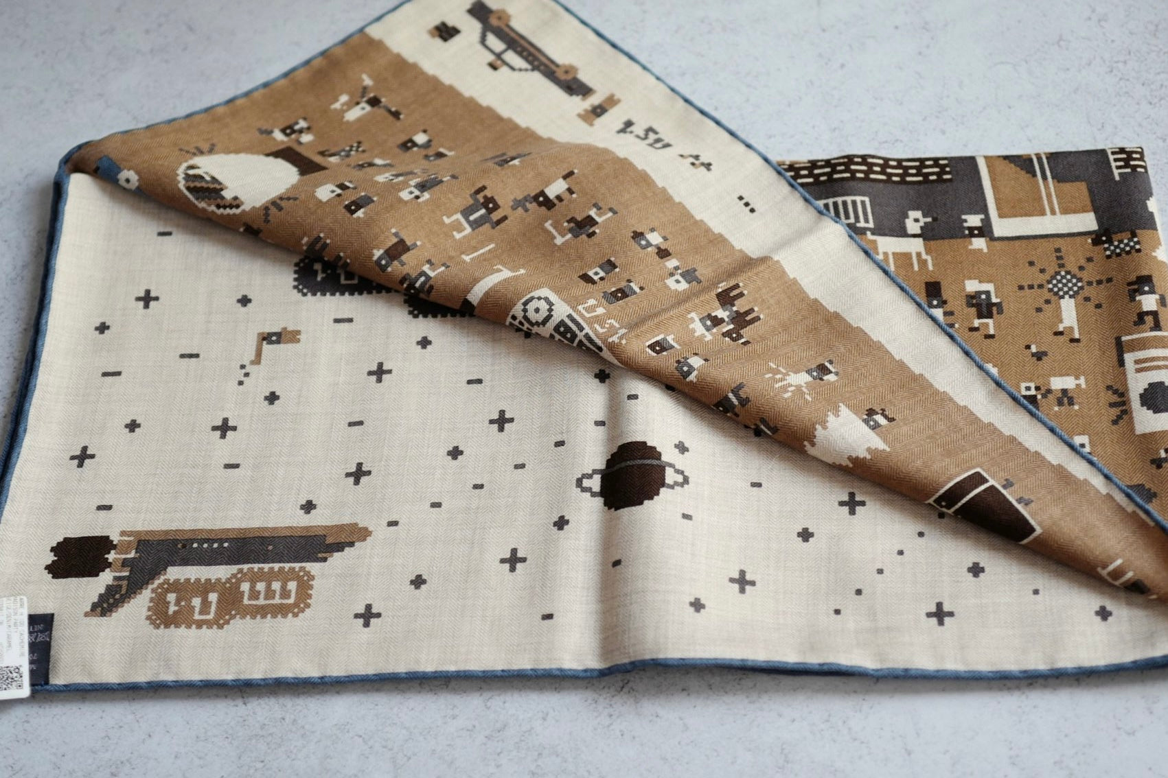 Hermès Scarf Madison Party Beige/Denim/Caramel Cashmere Silk 100