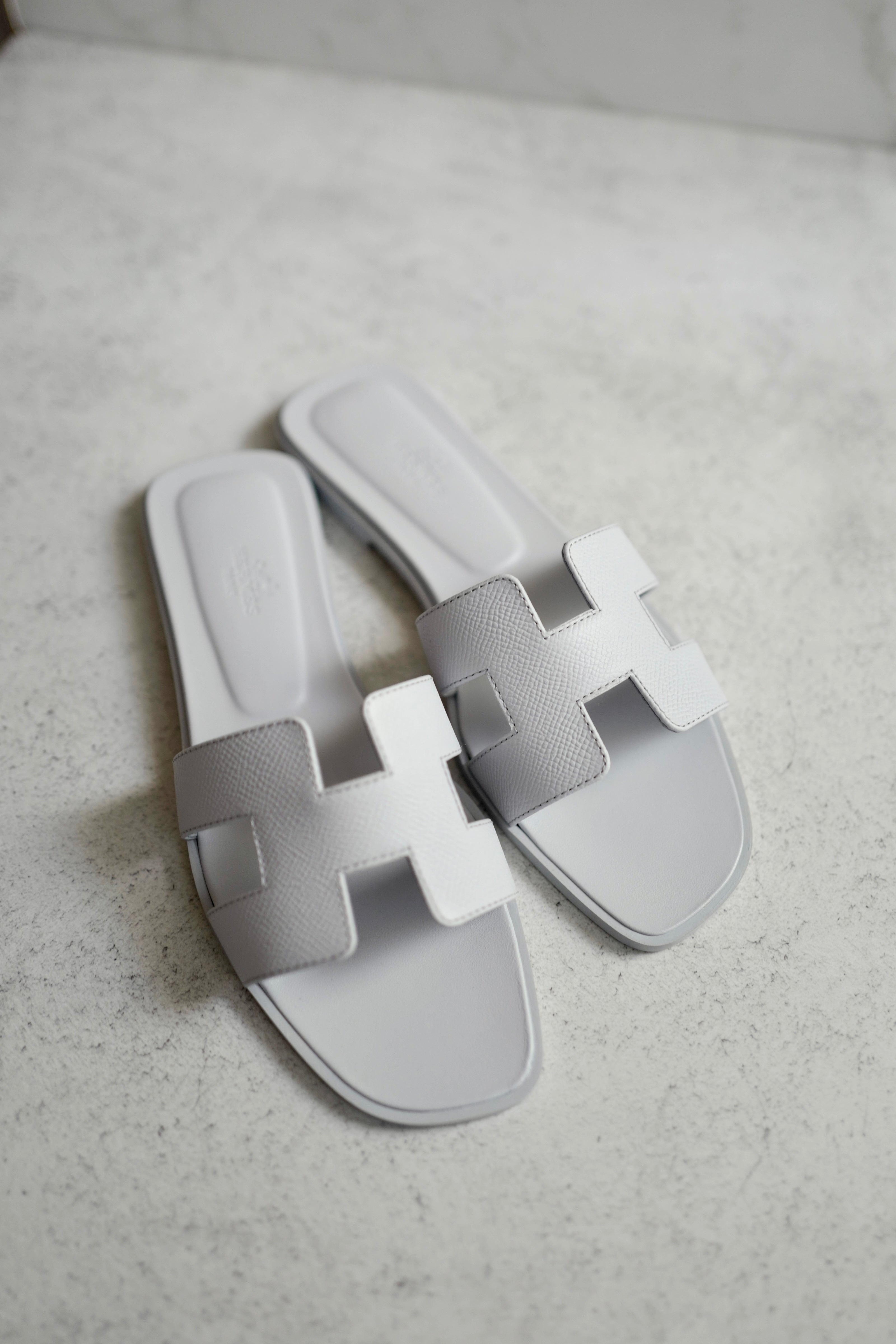 Brand New Hermès Oran Sandals in Blue Glacier Epsom Leather Size 38