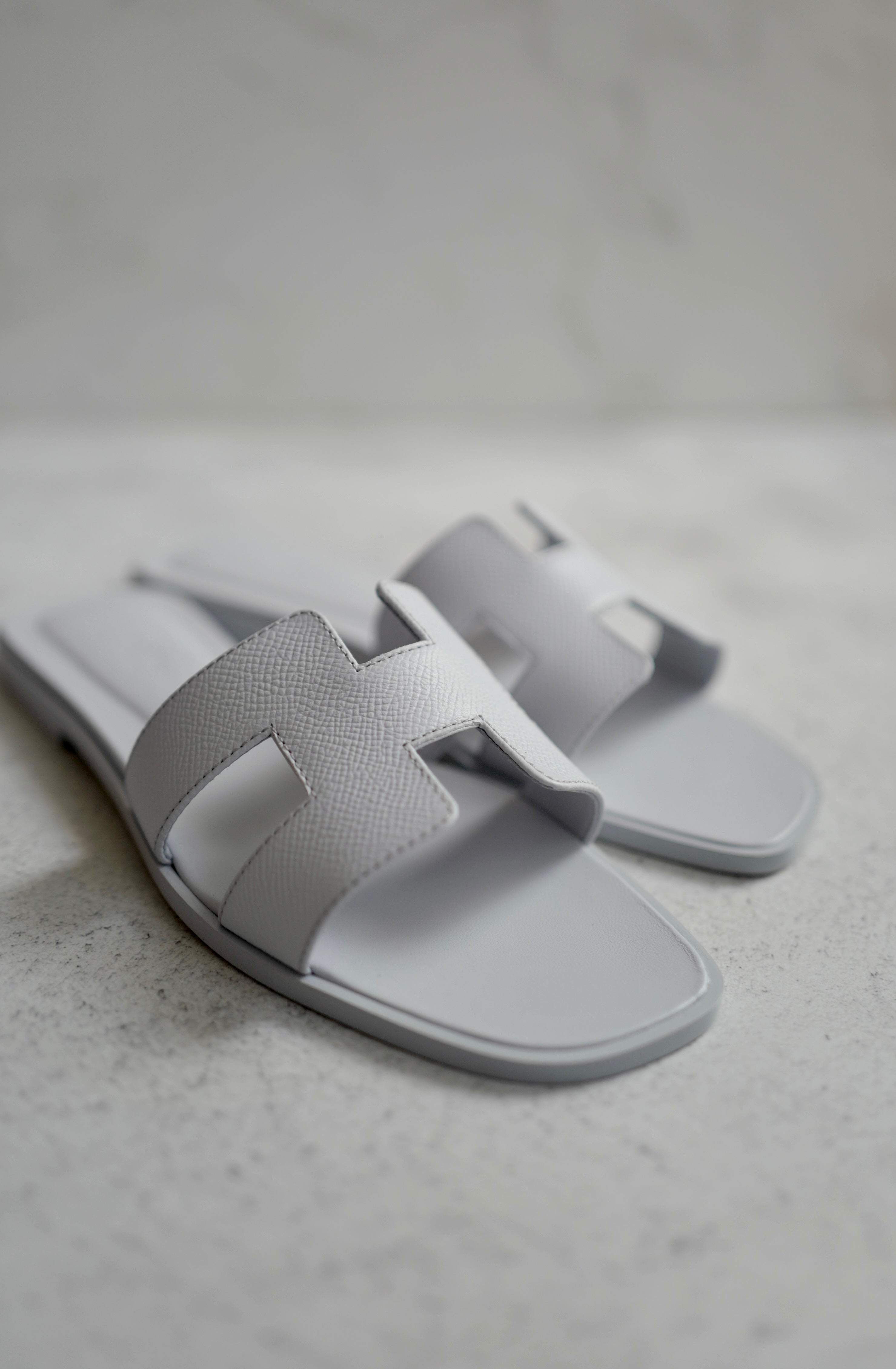 Brand New Hermès Oran Sandals in Blue Glacier Epsom Leather Size 38