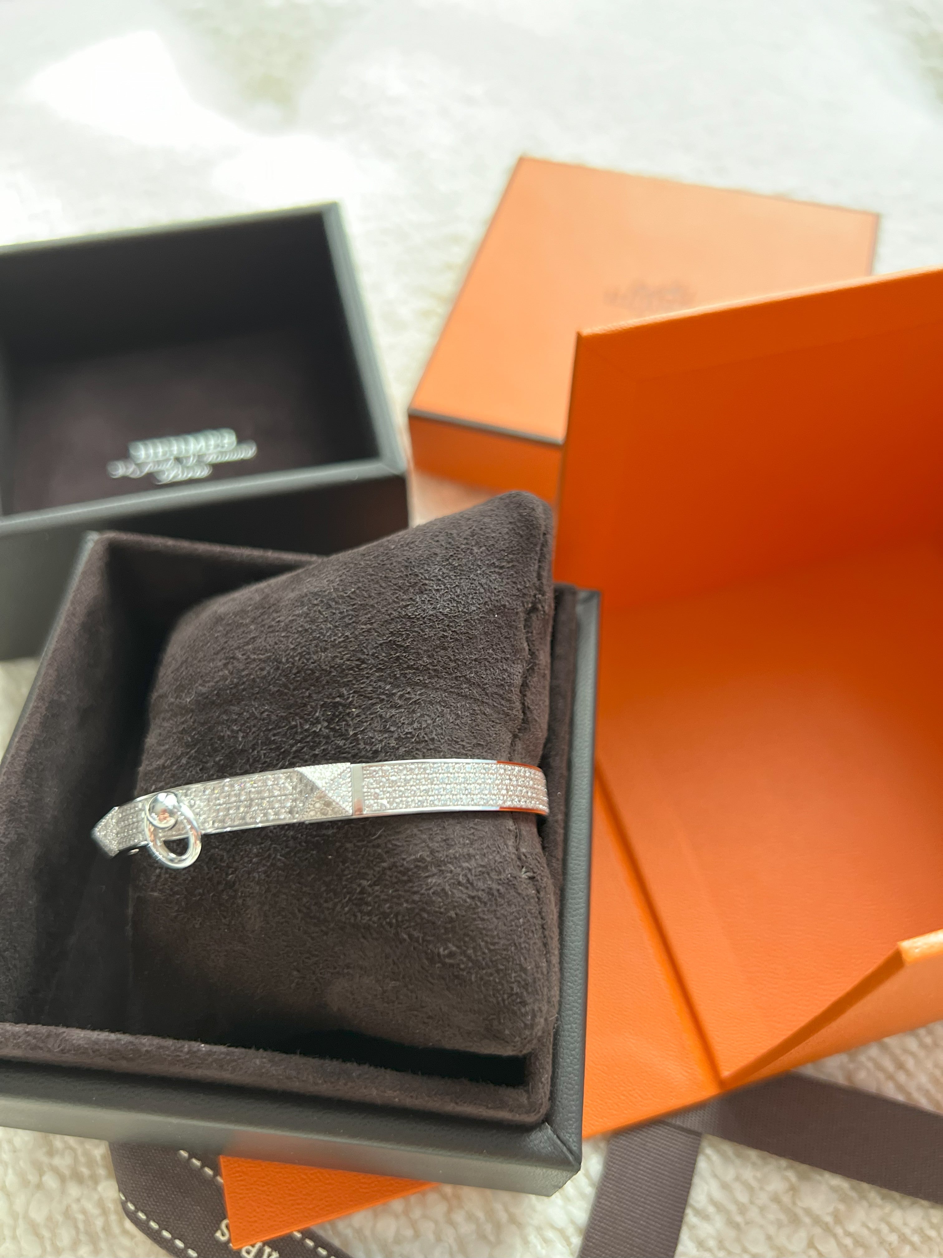 NEW Hermes De Chien Bracelet White Gold Full Paved Diamond ST Over $60K