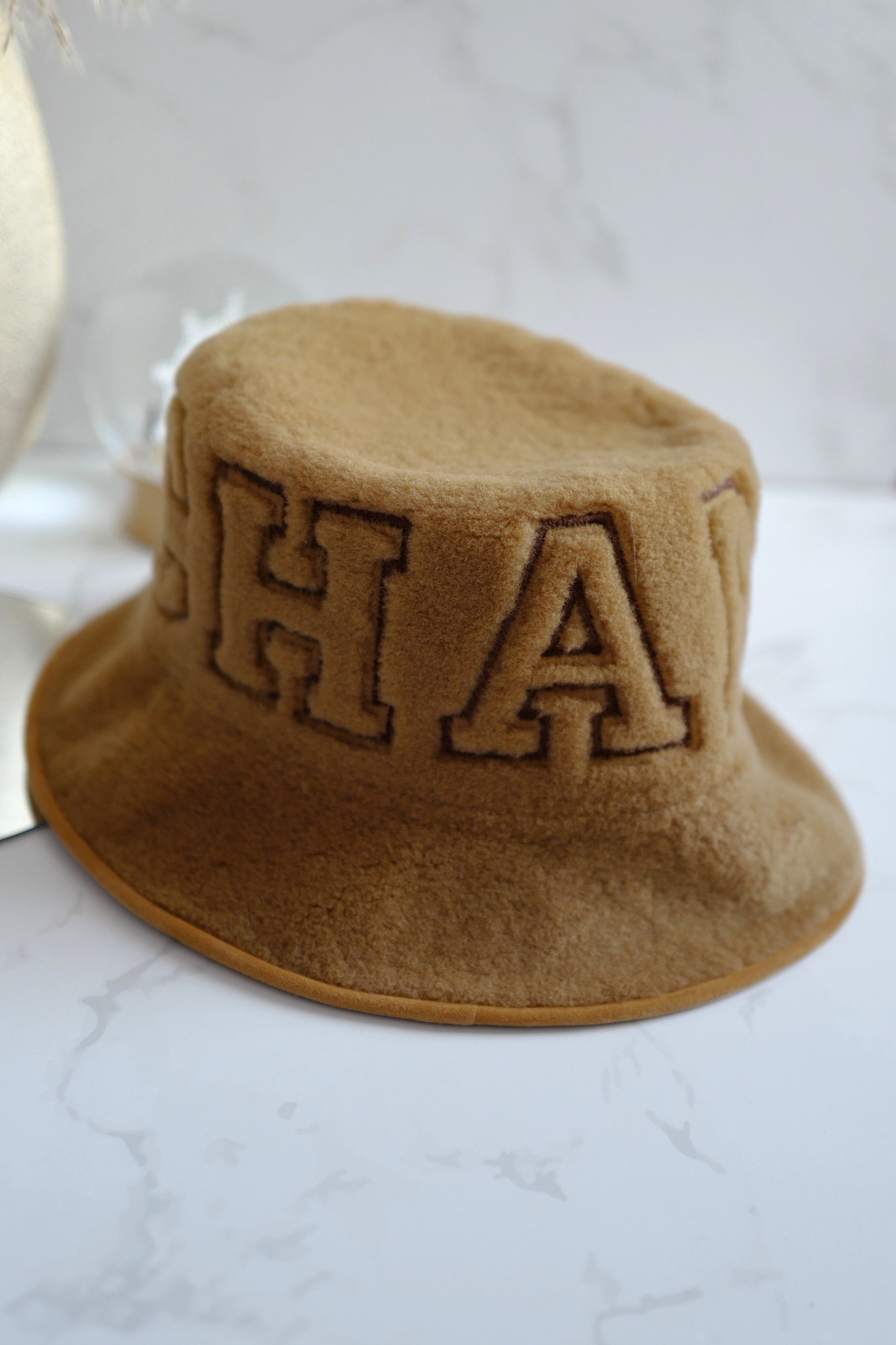 BNIB Chanel Bucket Hat Shearling Fur Beige Coco Neige 24N Size S