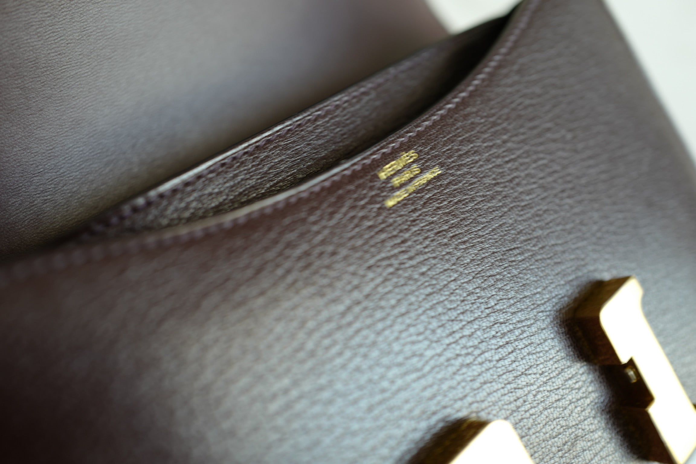 BNIB Hermes Mini Constance 18 Rouge Sellier Chevre leather with gold HW W 2025