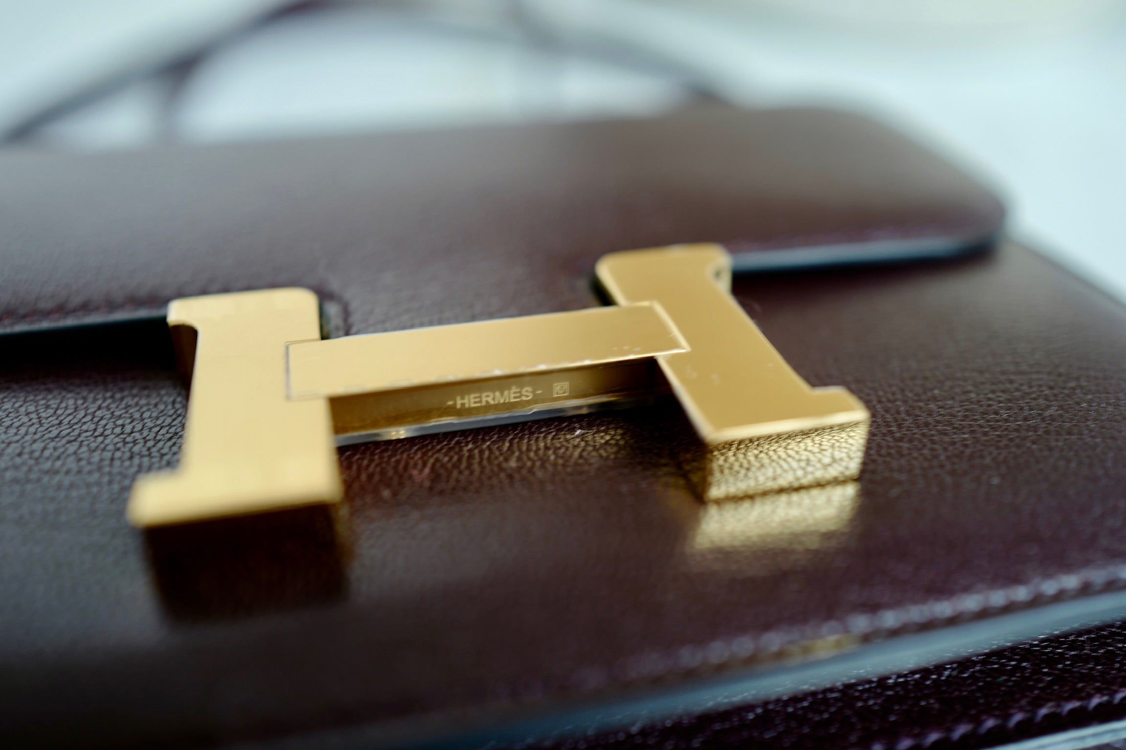 BNIB Hermes Mini Constance 18 Rouge Sellier Chevre leather with gold HW W 2025