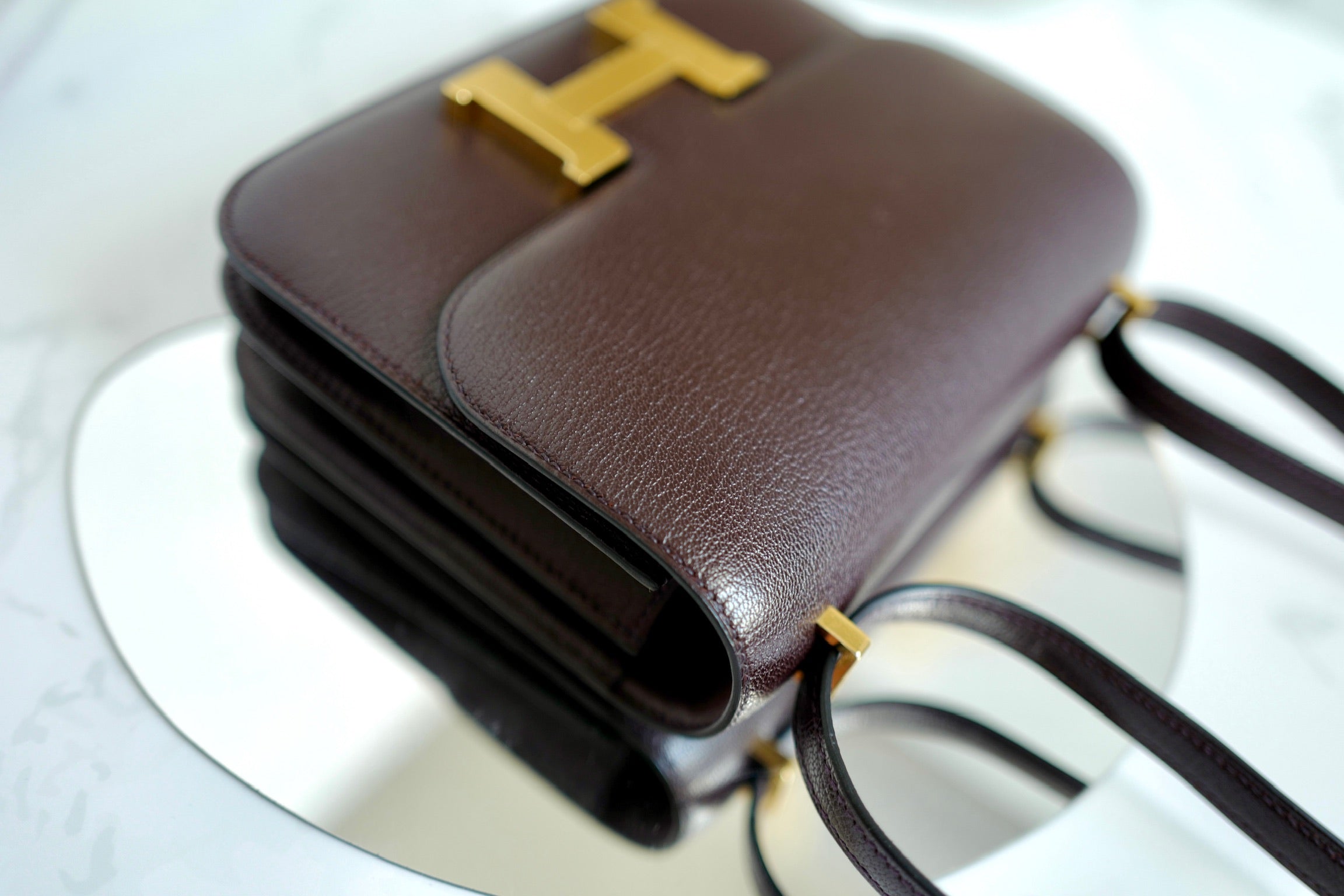 BNIB Hermes Mini Constance 18 Rouge Sellier Chevre leather with gold HW W 2025