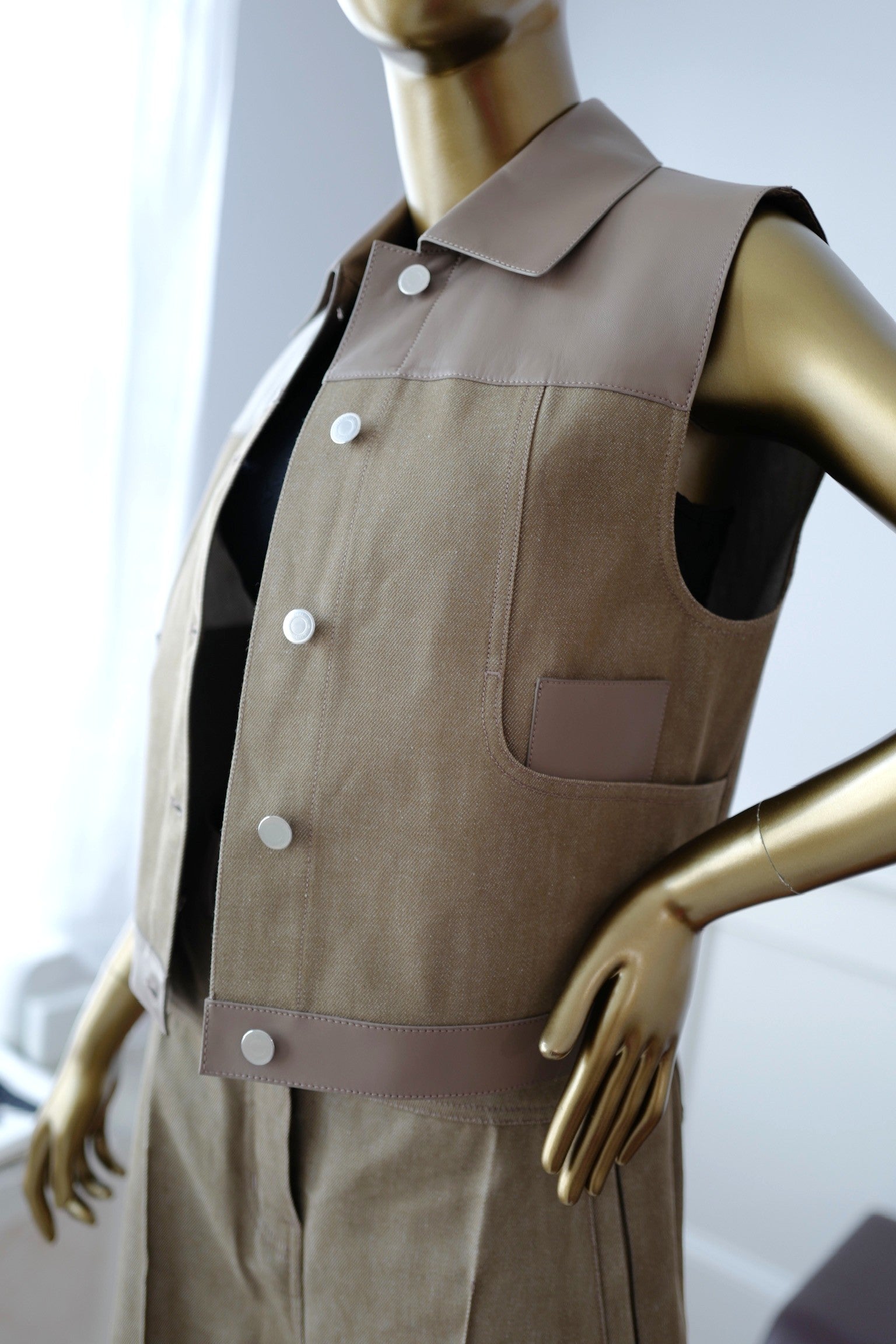 NEW Hermès SS25 Sleeveless Jacket with Leather Details - Size 38 $7K Retail