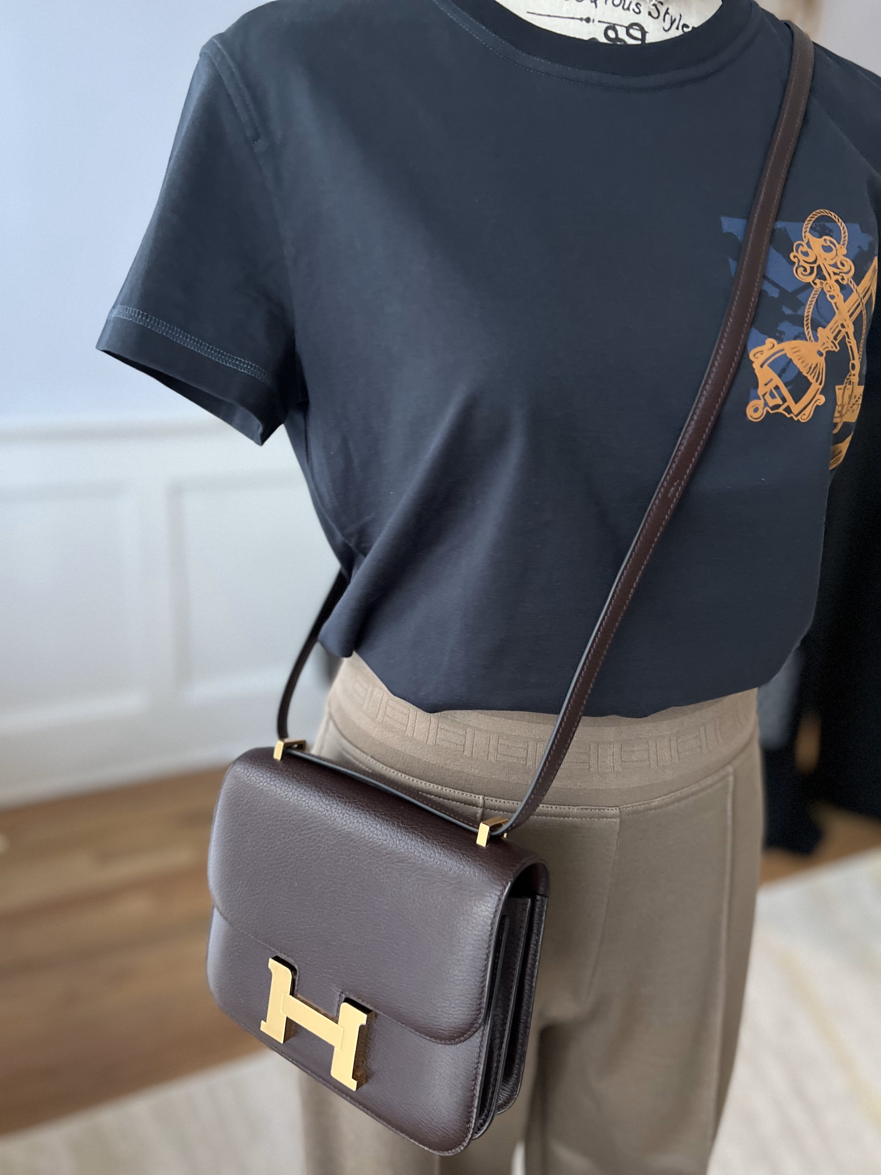 NEW Hermes T-Shirt Cartouche Bleu Noir Size 34