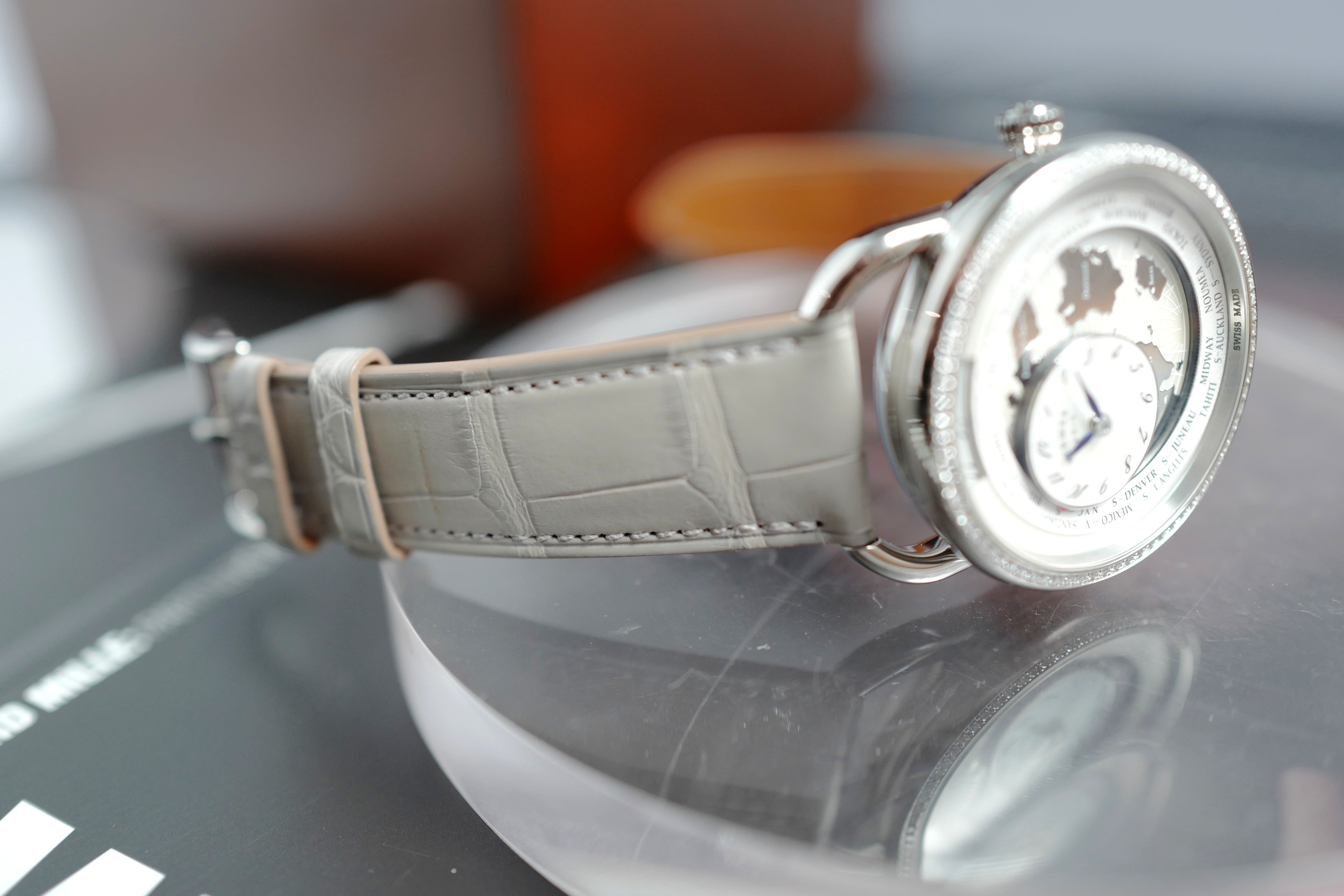 BNIB Hermès Arceau Le Temps Voyageur 38mm Gris Perle Diamonds $38K