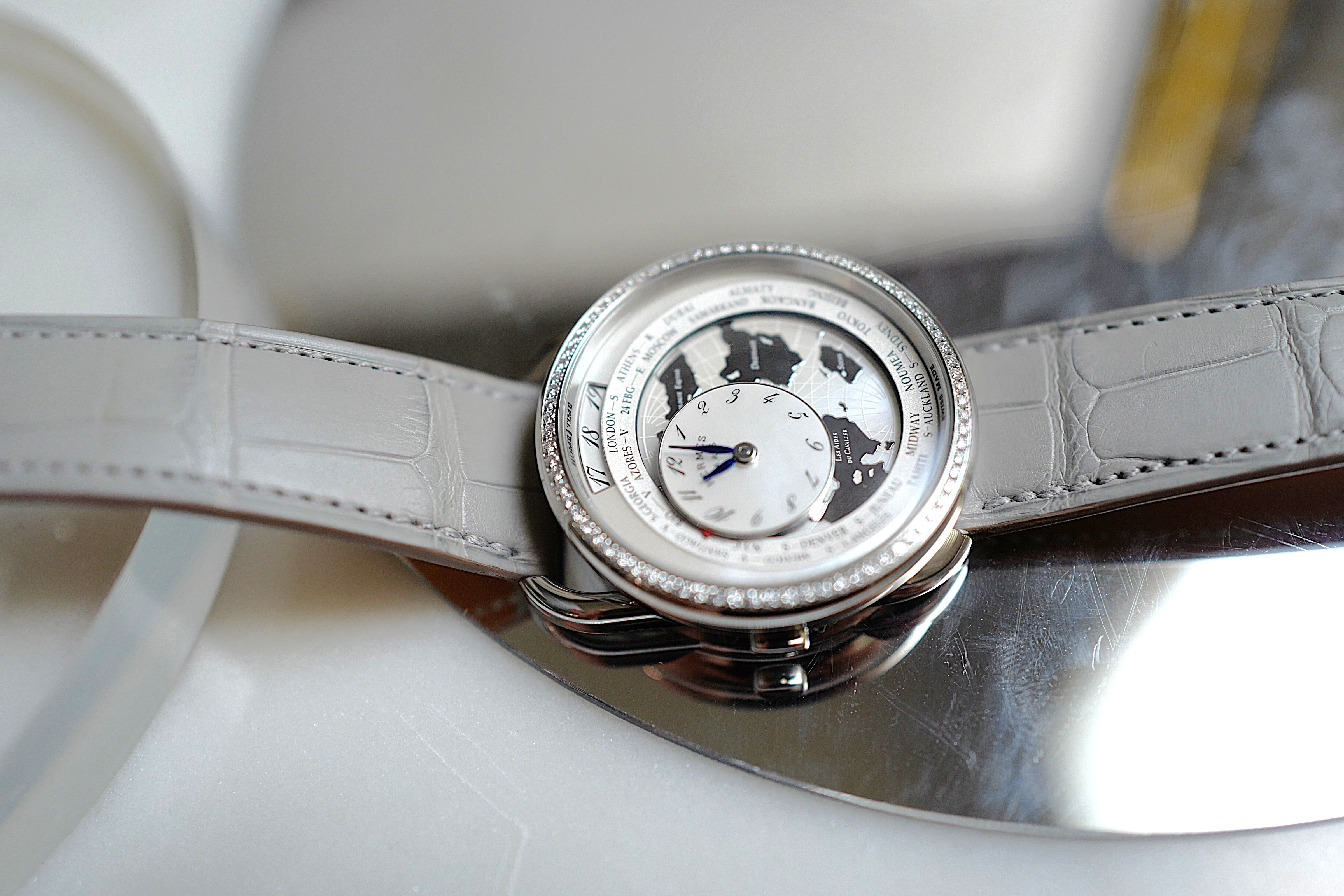 BNIB Hermès Arceau Le Temps Voyageur 38mm Gris Perle Diamonds $38K