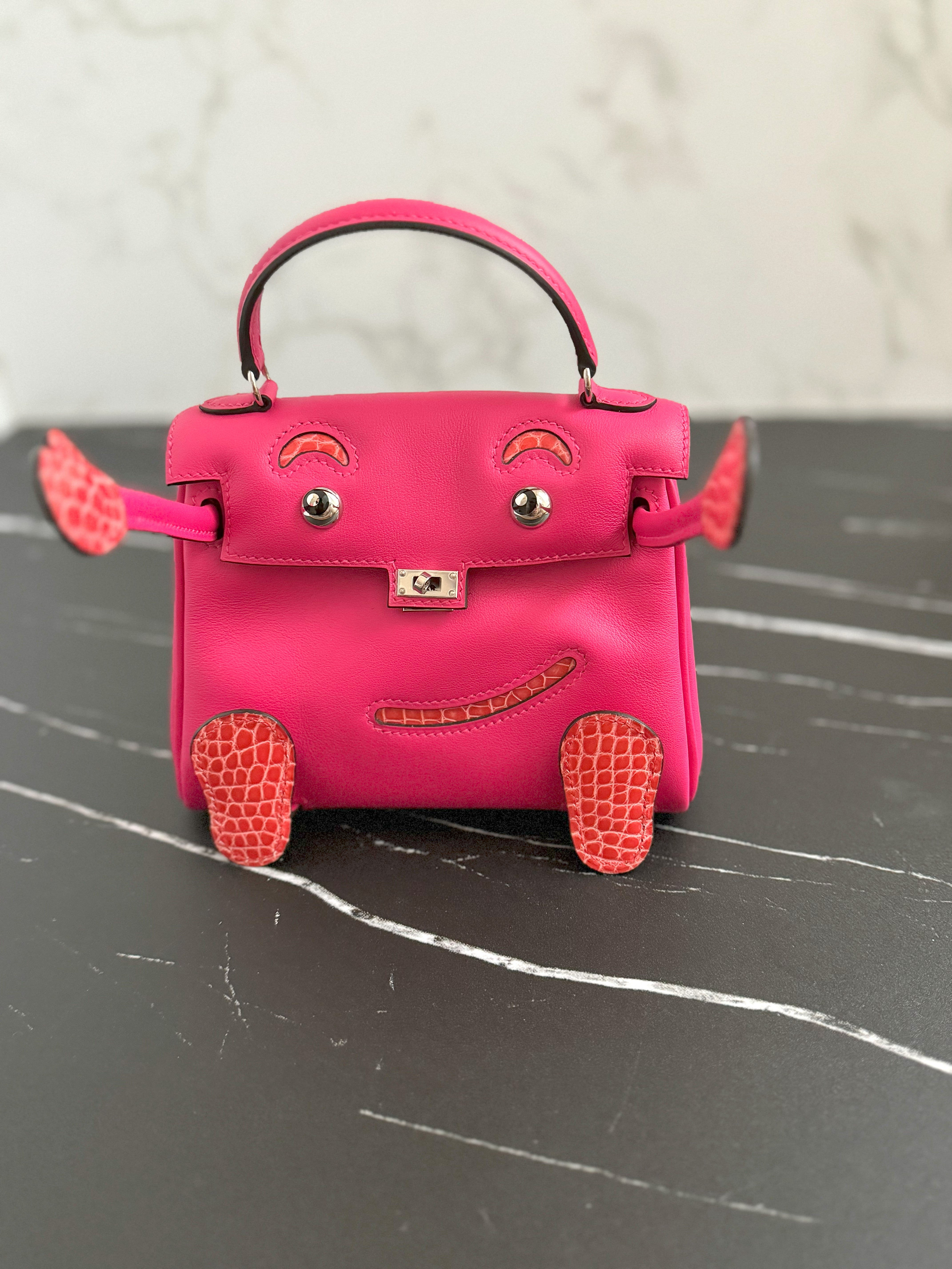 BNIB Hermès Kelly Dolle "Quelle Idole" – Rose Mexico Touch Rouge De Coeur 2025