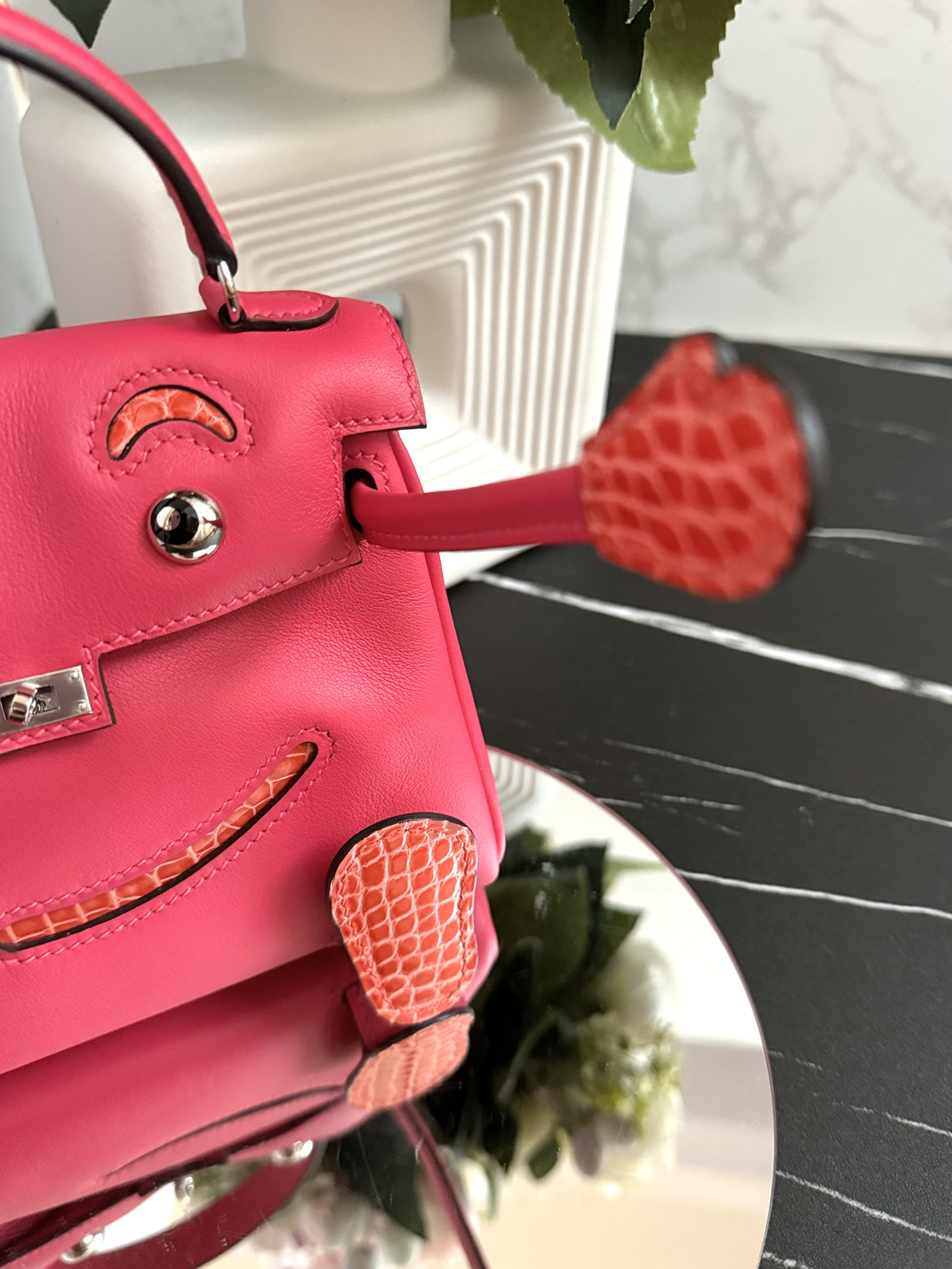 BNIB Hermès Kelly Dolle "Quelle Idole" – Rose Mexico Touch Rouge De Coeur 2025