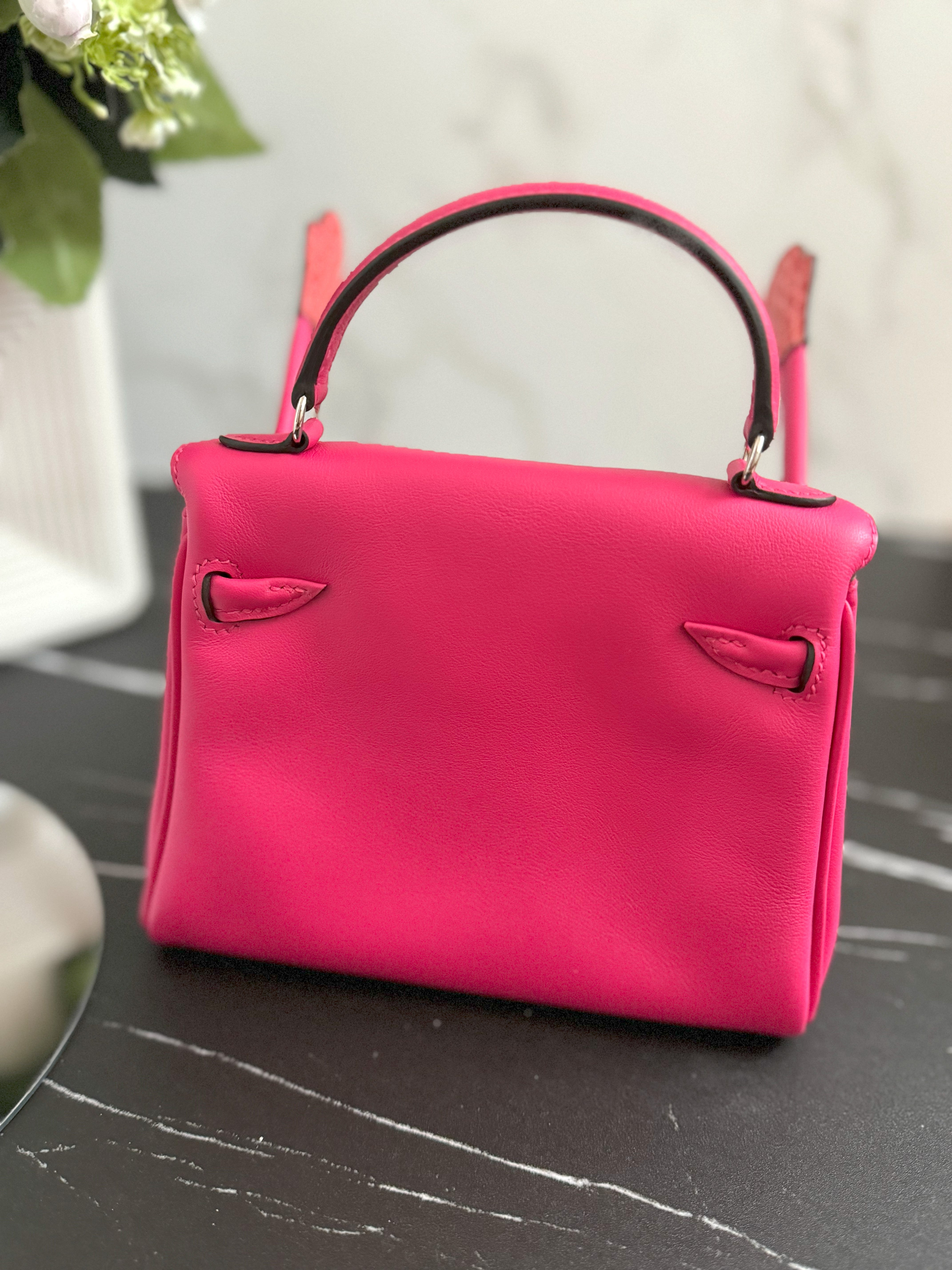 BNIB Hermès Kelly Dolle "Quelle Idole" – Rose Mexico Touch Rouge De Coeur 2025