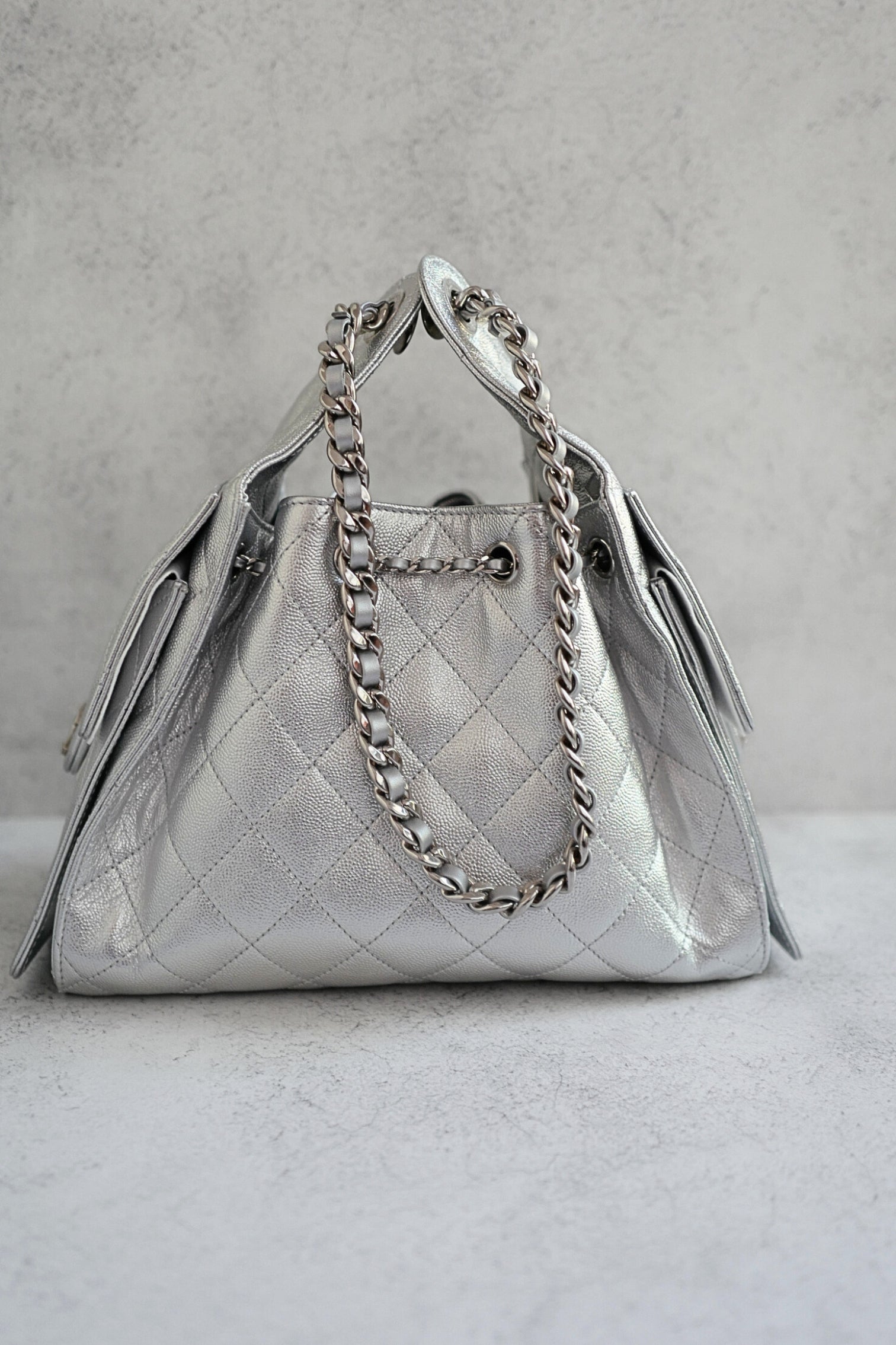 BNIB Chanel 26C Small Hobo Metallic Silver Grained Calfskin Shoulder Bag