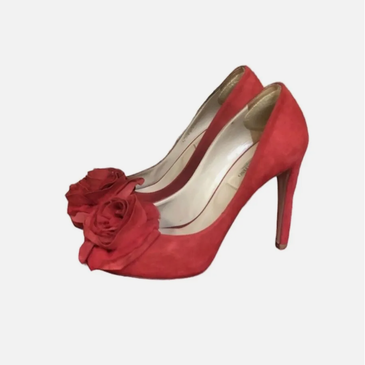 Preloved Valentino Heels Red Rose size 37 in Red