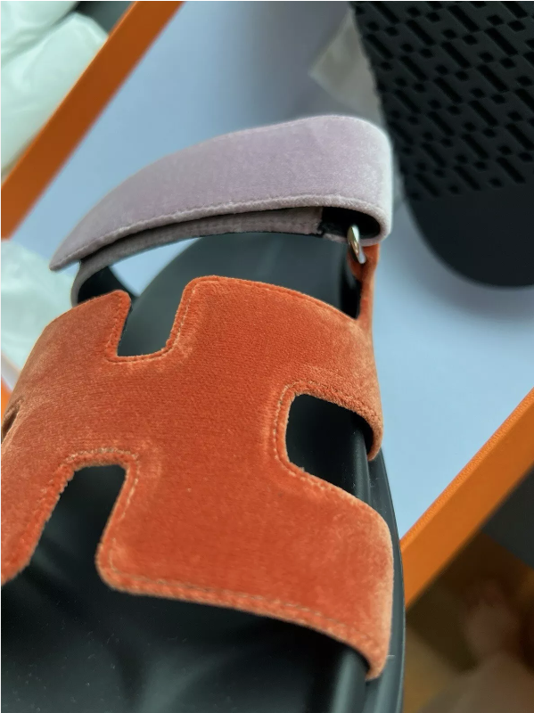 *BNIB* Hermes Women's Chypre Suede Goat Skin Orange Canyon/Bruyere Size 37.5