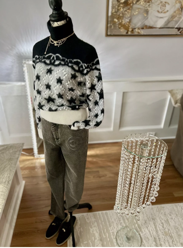 NEW Chanel Coco Neige 23N Sweater Pullover Black/White/Grey Size 38