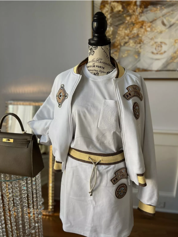BNIB Hermes Mini Skirt Figure Artistique Embroidered Patch Blanc/white Size 36