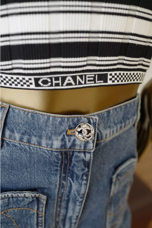 Chanel denim Jeans Pants CC Heart 24P Wide Leg SOLD OUT Size 36 BNIB