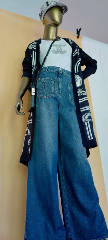 Chanel denim Jeans Pants CC Heart 24P Wide Leg SOLD OUT Size 36 BNIB