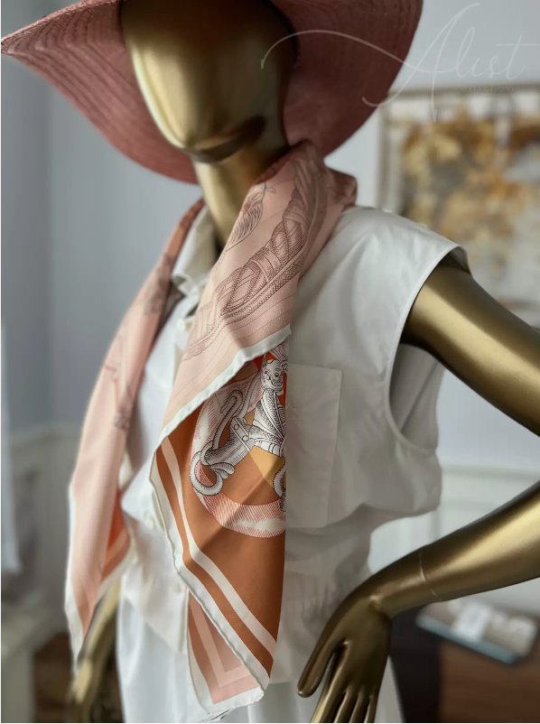 Brand New Loro Piana Akemi Hat in Magnolia Blossom Pink Small Size