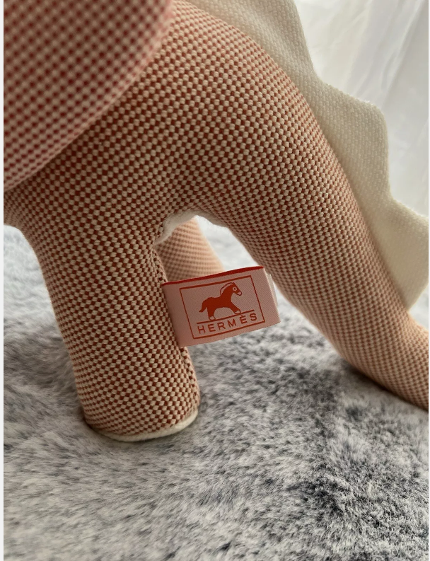 BNIB Hermes Epopee dragon plush In Rose Bougainvillier Pink