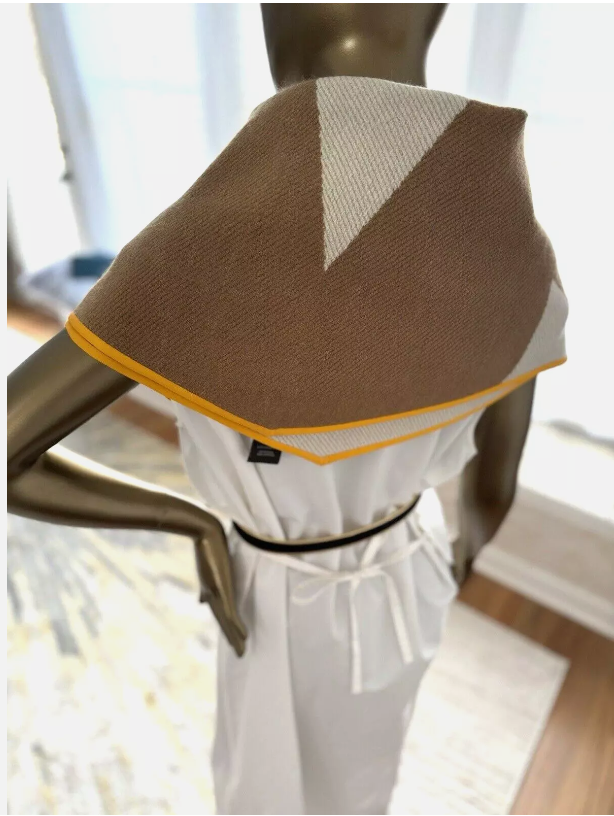 NEW Hermes Losange Cashmere De Coupe Ivoire/Caramel Reversible Shawl