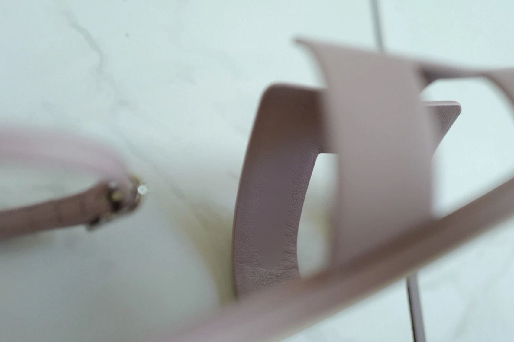 BNIB Hermes Santorini Sandal In rose cancan Size 38