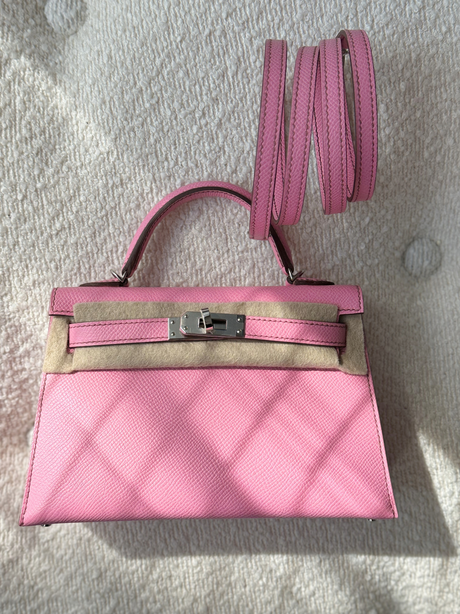BNIB Hermès Mini Kelly 20 5P Bubblegum Pink Epsom Palladium Hardware Z Stamp