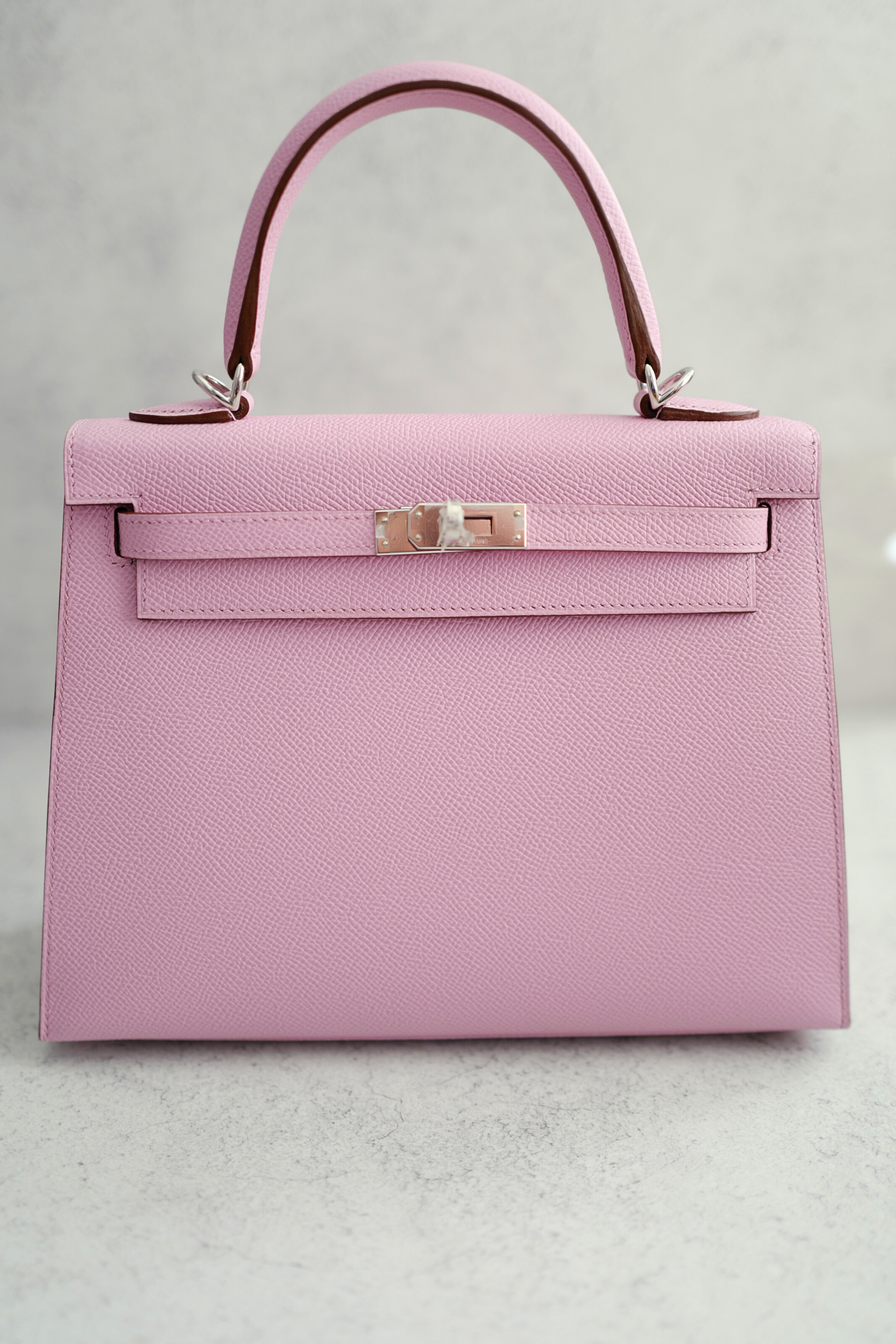 NEW Hermès Kelly 25 Sellier Mauve Sylvestre Epsom Leather Palladium Hardware Stamp U 2023