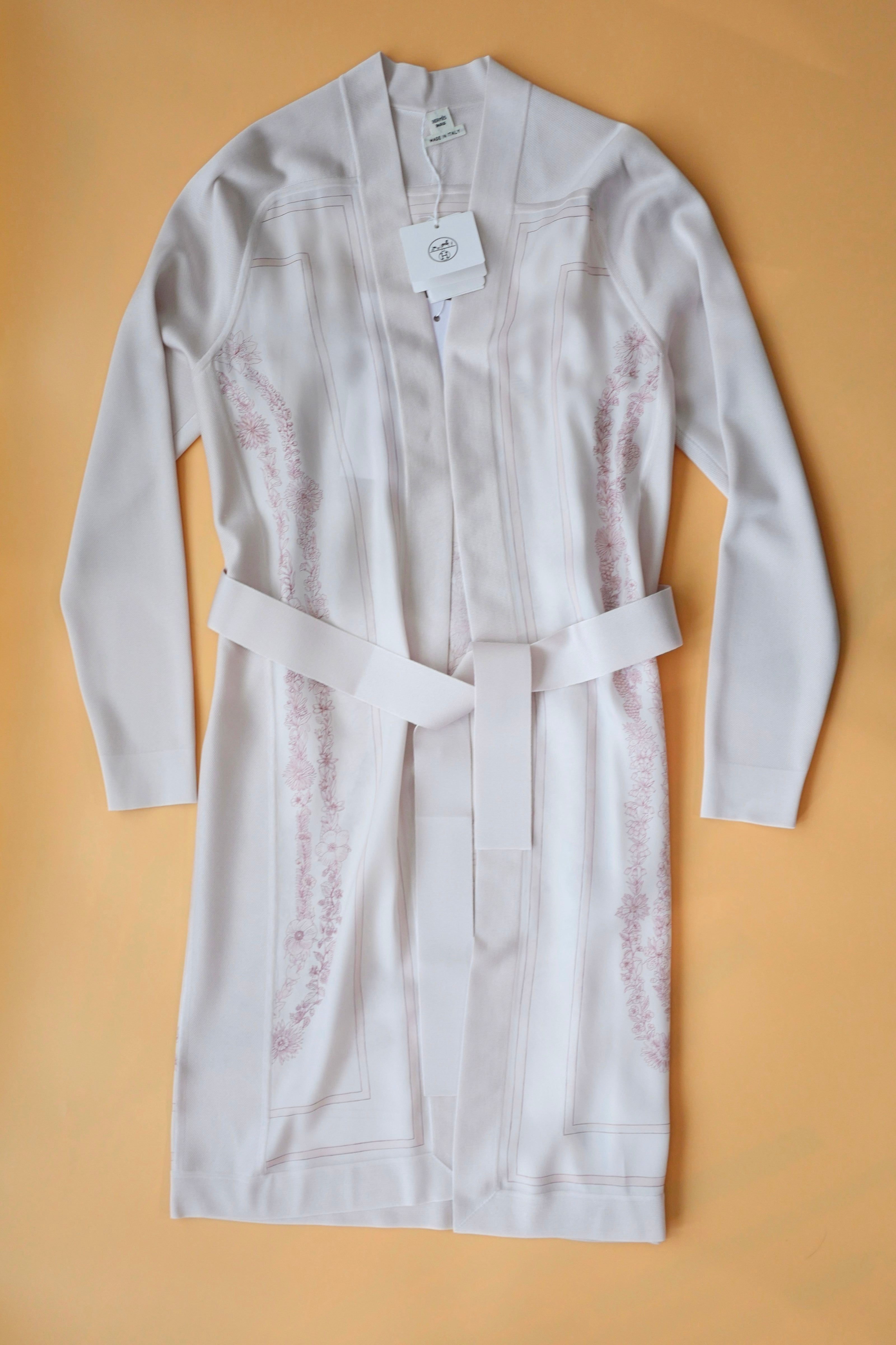 NEW Hermès "Brides de Gala en Fleurs" long-sleeve twillaine– Rose Pâle Pink- Size 34 $5K Retail