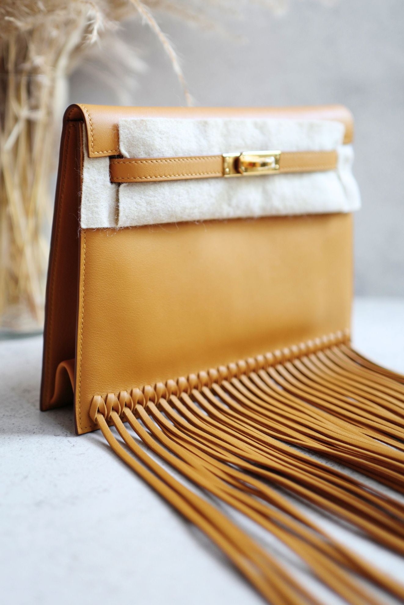 Hermès Kelly Danse Anate Sesame Swift Leather GHW B Stamp 2023