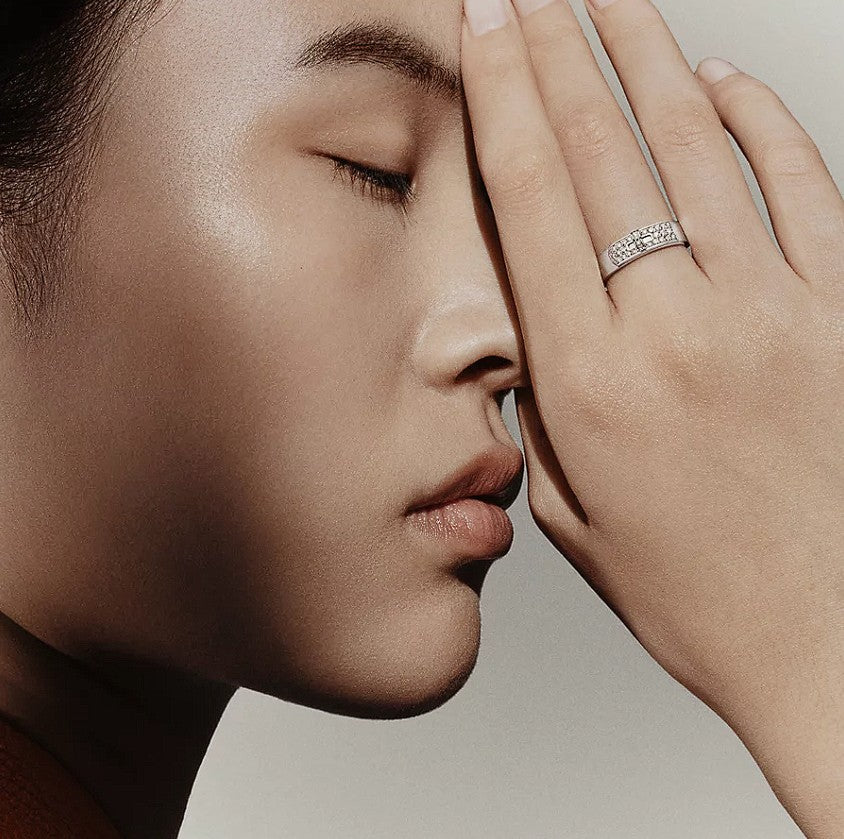 BNIB Hermes Kelly Ring in White Gold with Diamonds Size 50 $7500 Retail