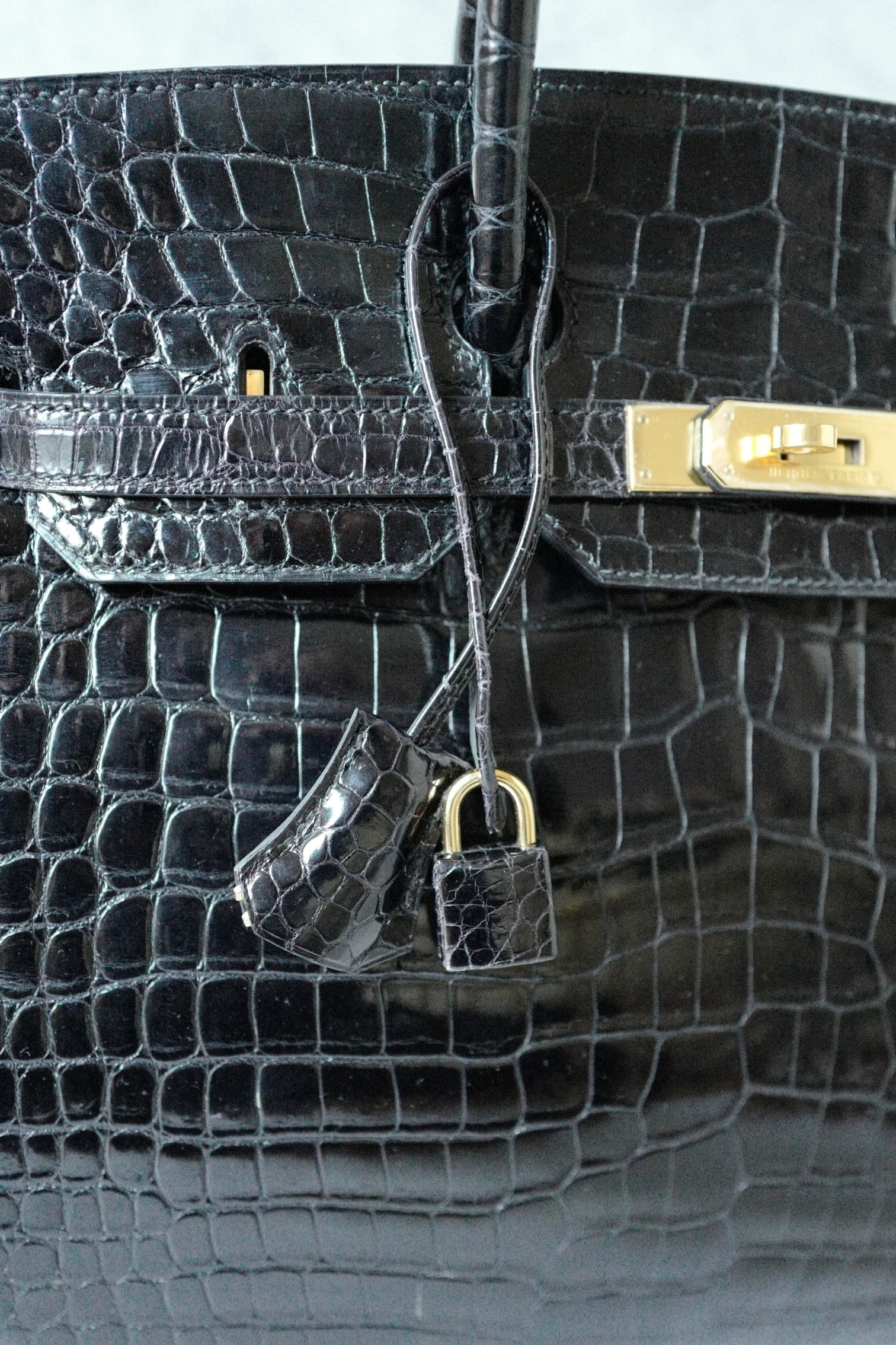 Hermès Birkin 35 Black Shiny Porosus Crocodile Gold HW #D Preowned Condition