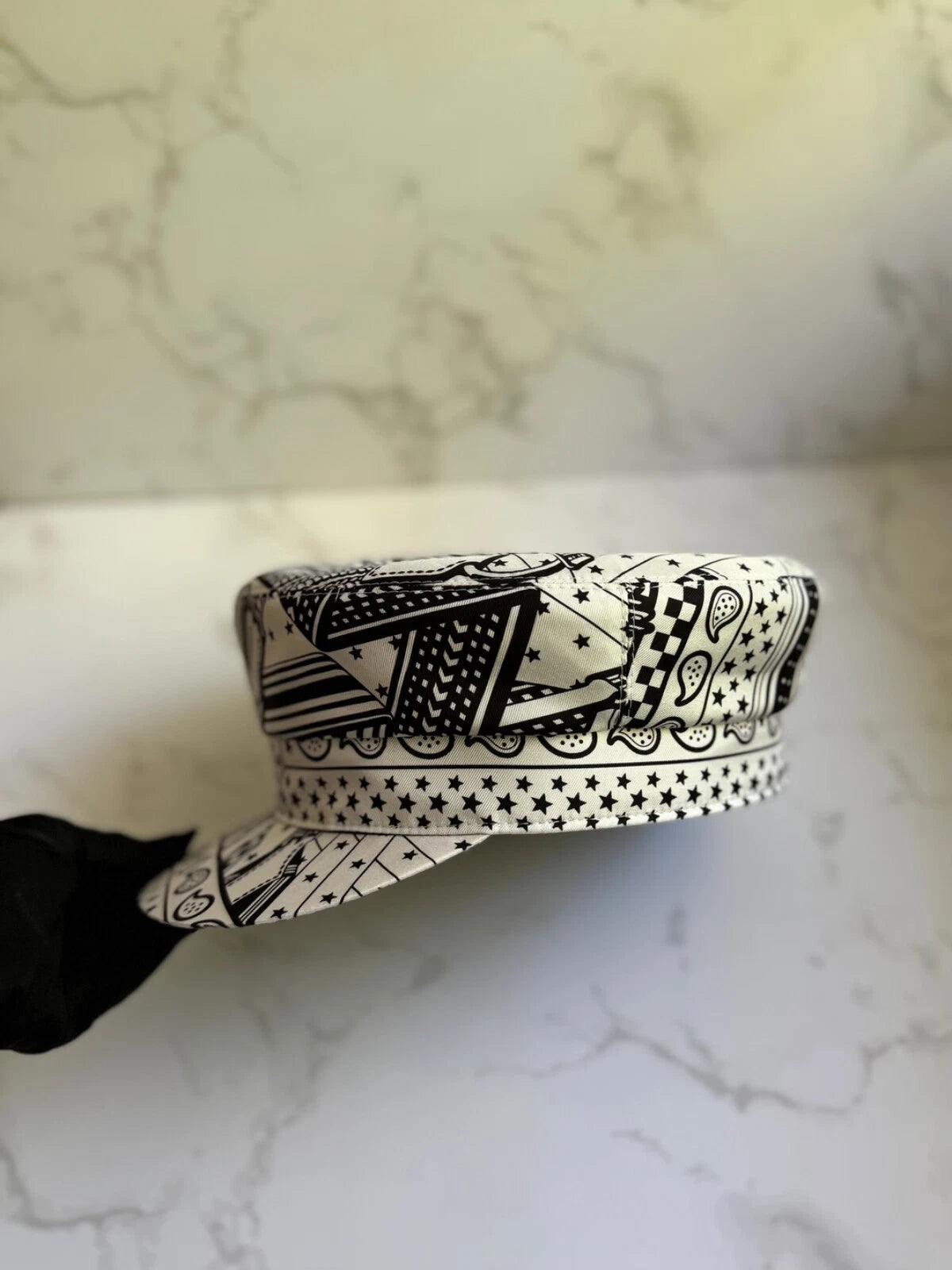 NEW Hermes Women's Deauville Cap Zigzag Printed Silk in Noir 57