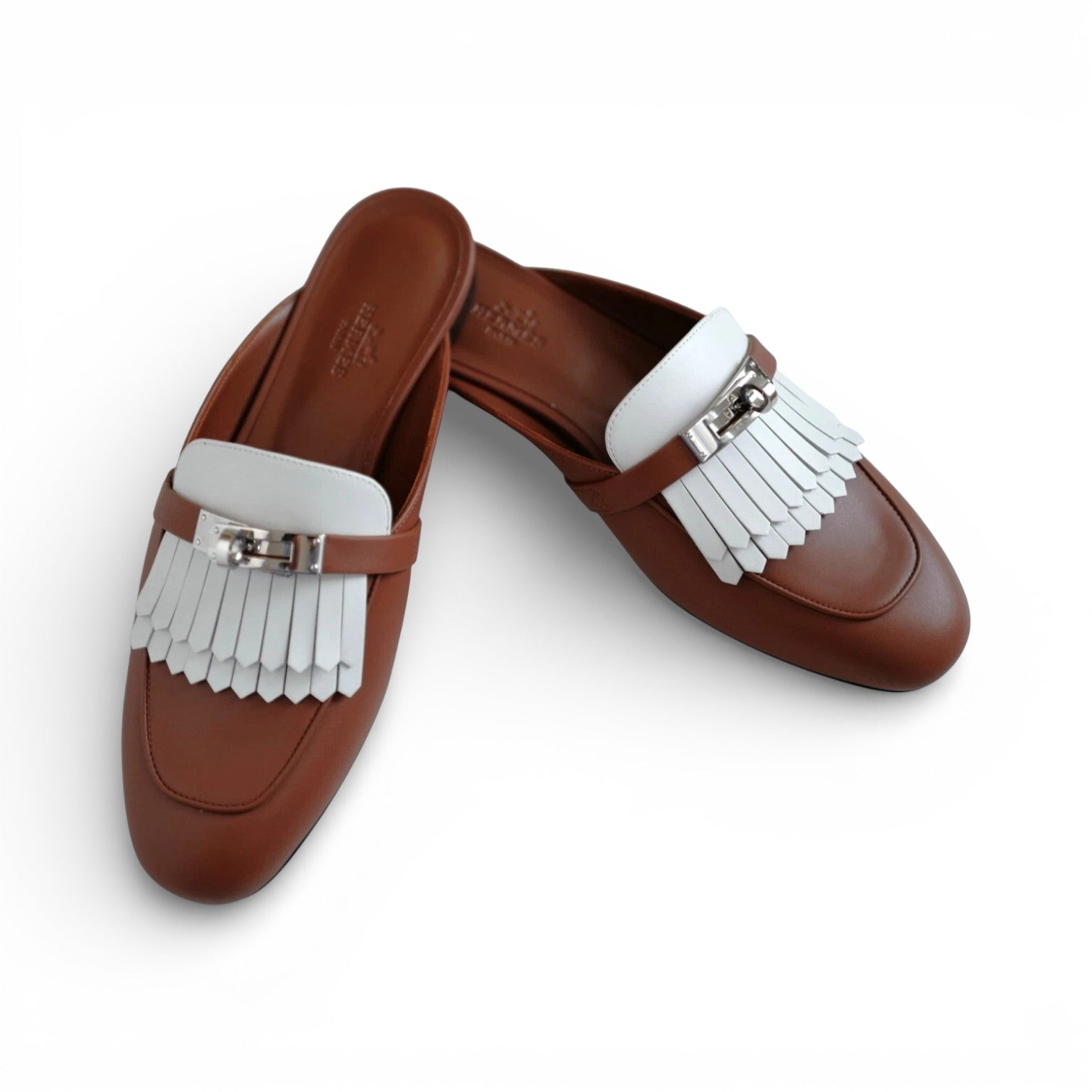 HERMES フラットシューズ　38サイズ BNIB Hermes Women Mules Fringed Oz Supple Calfskin w/ PHW Size 38