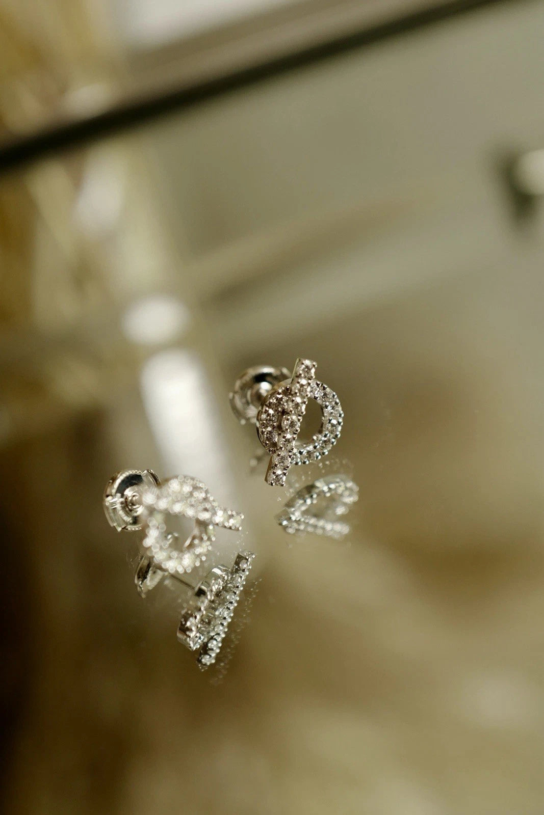 BNIB Hermes Finesse Earrings White Gold With Diamonds $11K Retail