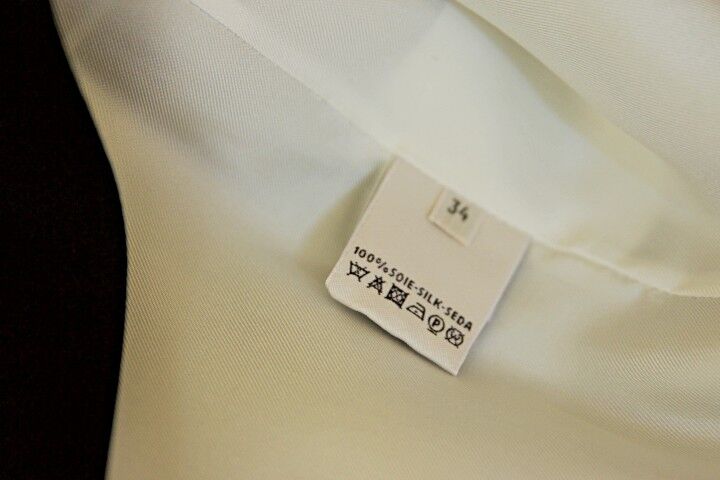 Hermes Top Colllier Beta 140 Sur Twill In Noir (black) Size 34