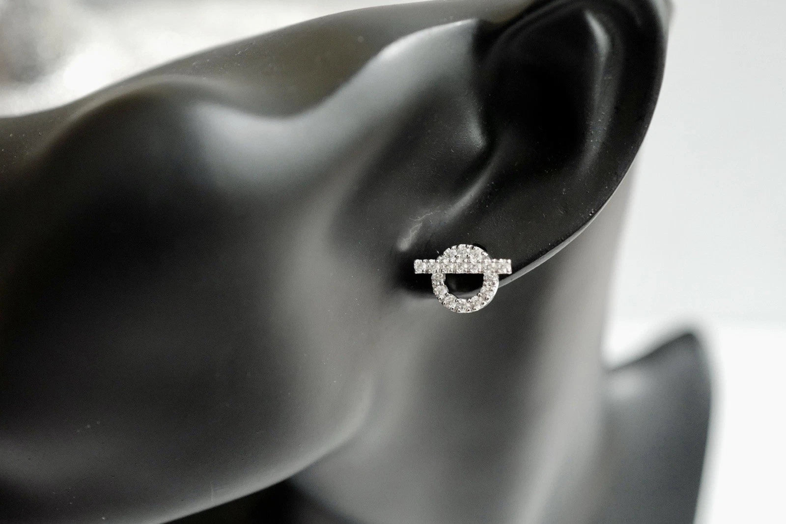 BNIB Hermes Finesse Earrings White Gold With Diamonds $11K Retail