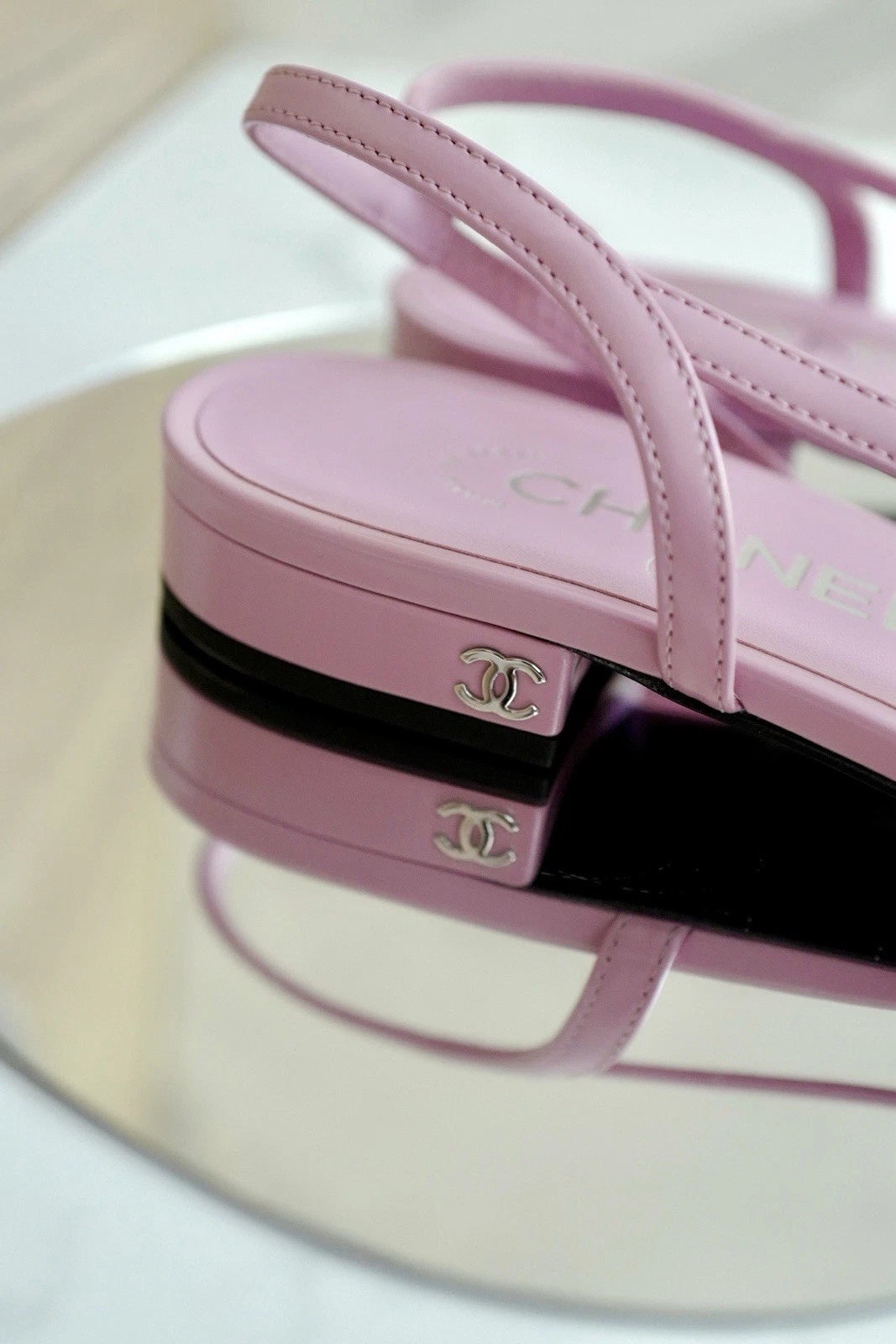 New Chanel 24S Slingback Shiny Lambskin Leather Light Purple/black Size 37.5