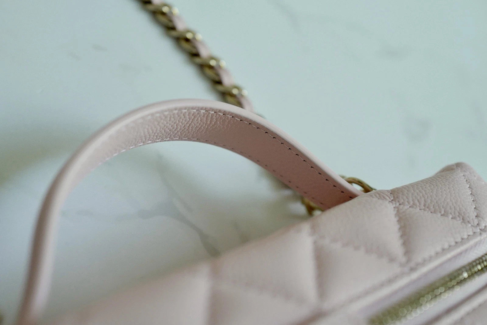 BNIB Chanel 25C Vanity Bag with Chain In Pink Grained Calfskin Leather