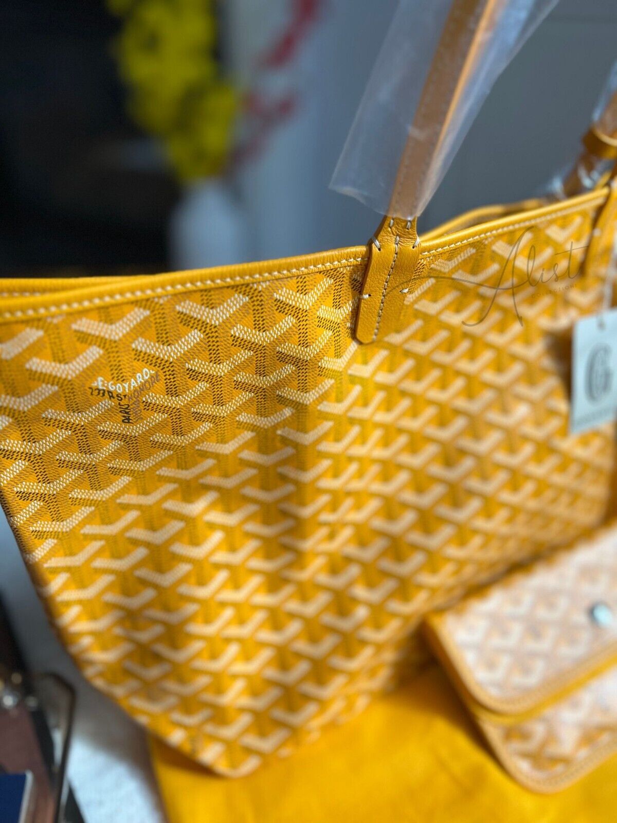 GOYARD St Louis PM Tote Bag in Yellow Goyardine
