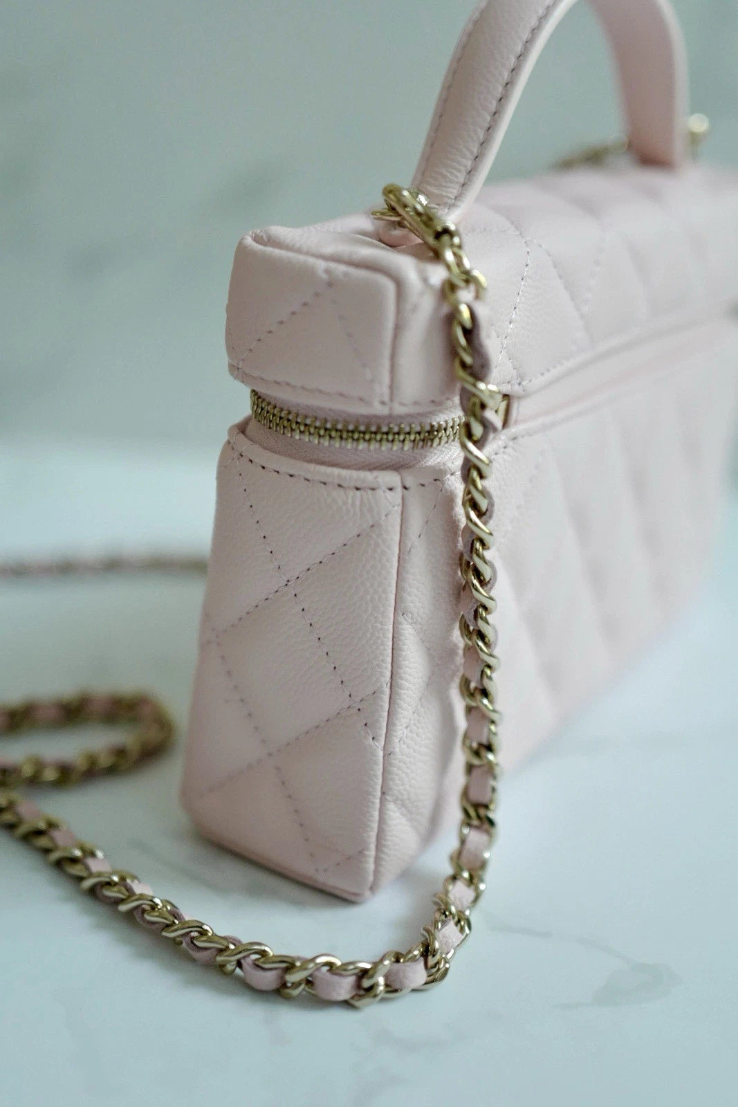 BNIB Chanel 25C Vanity Bag with Chain In Pink Grained Calfskin Leather